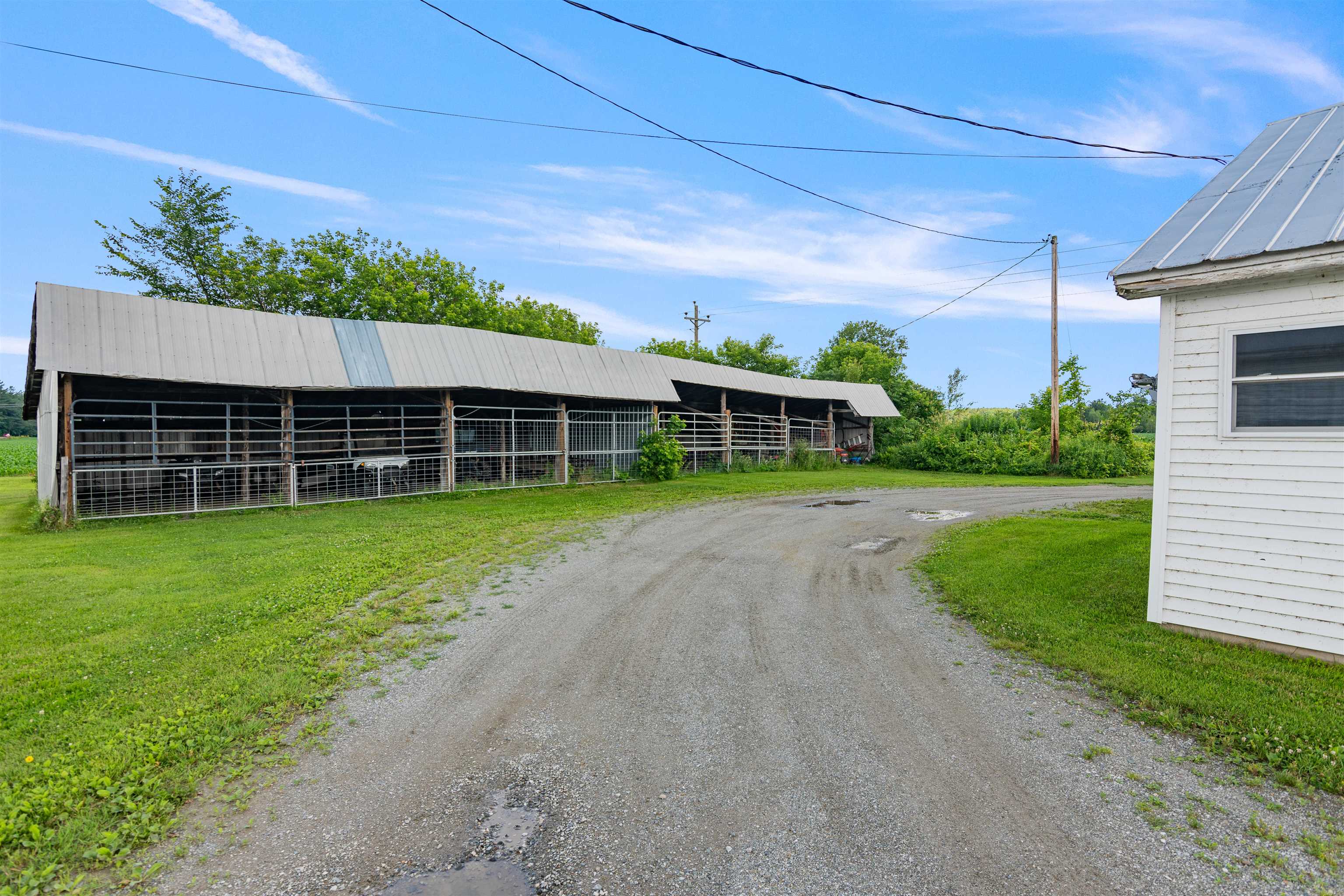 8139 Vermont Route 105