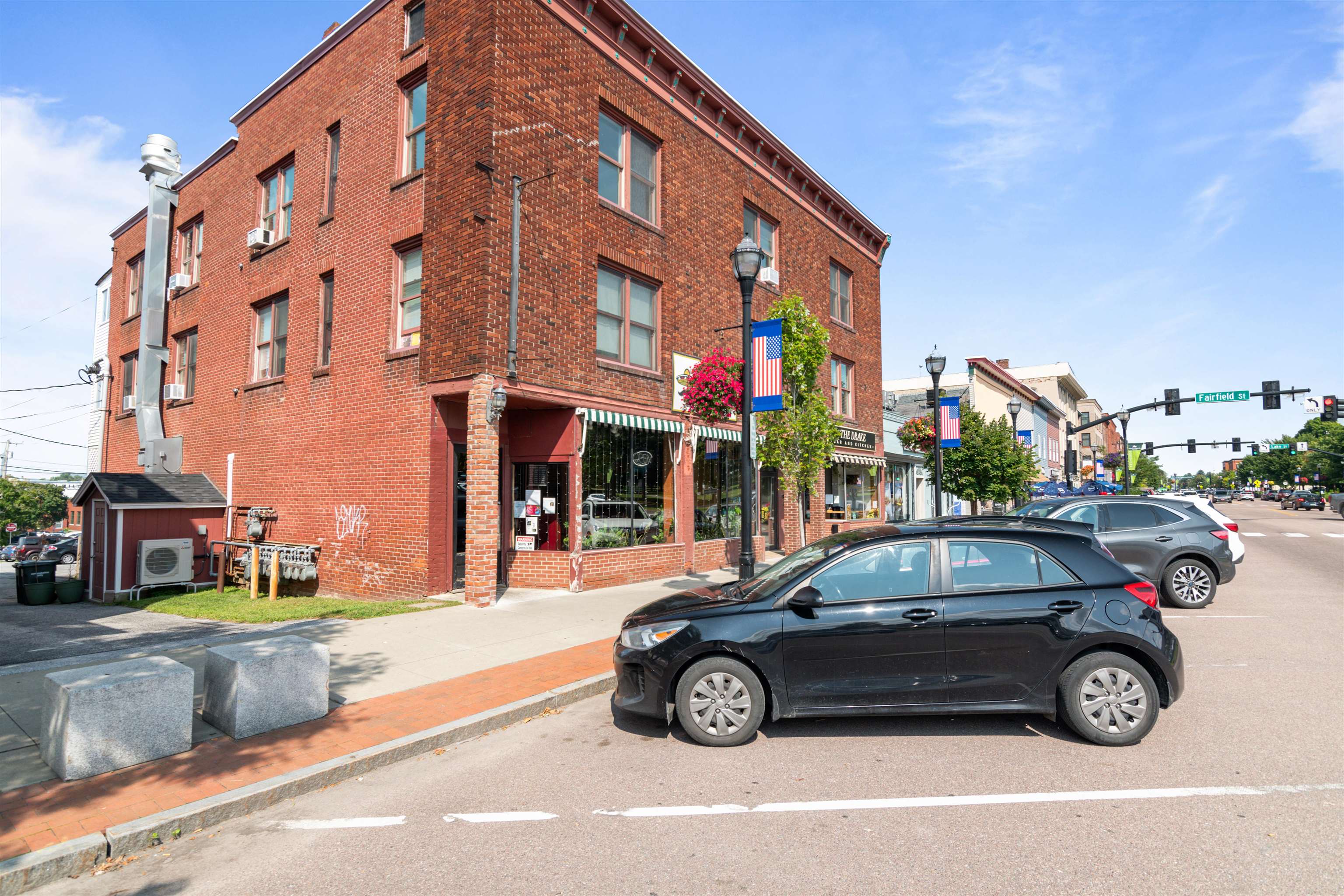 32 South Main Street Unit: Unit 3