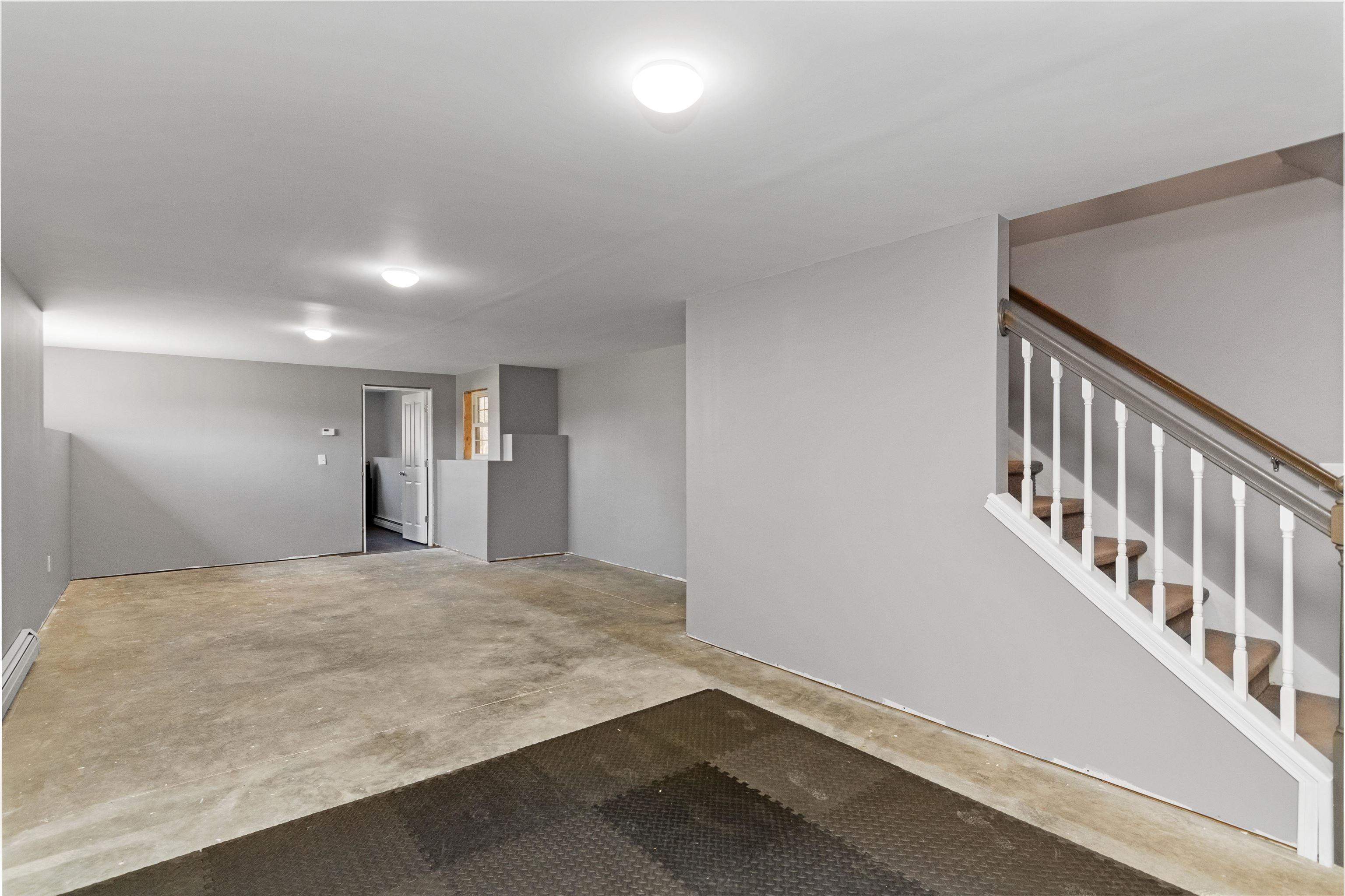 16 Kellogg Road