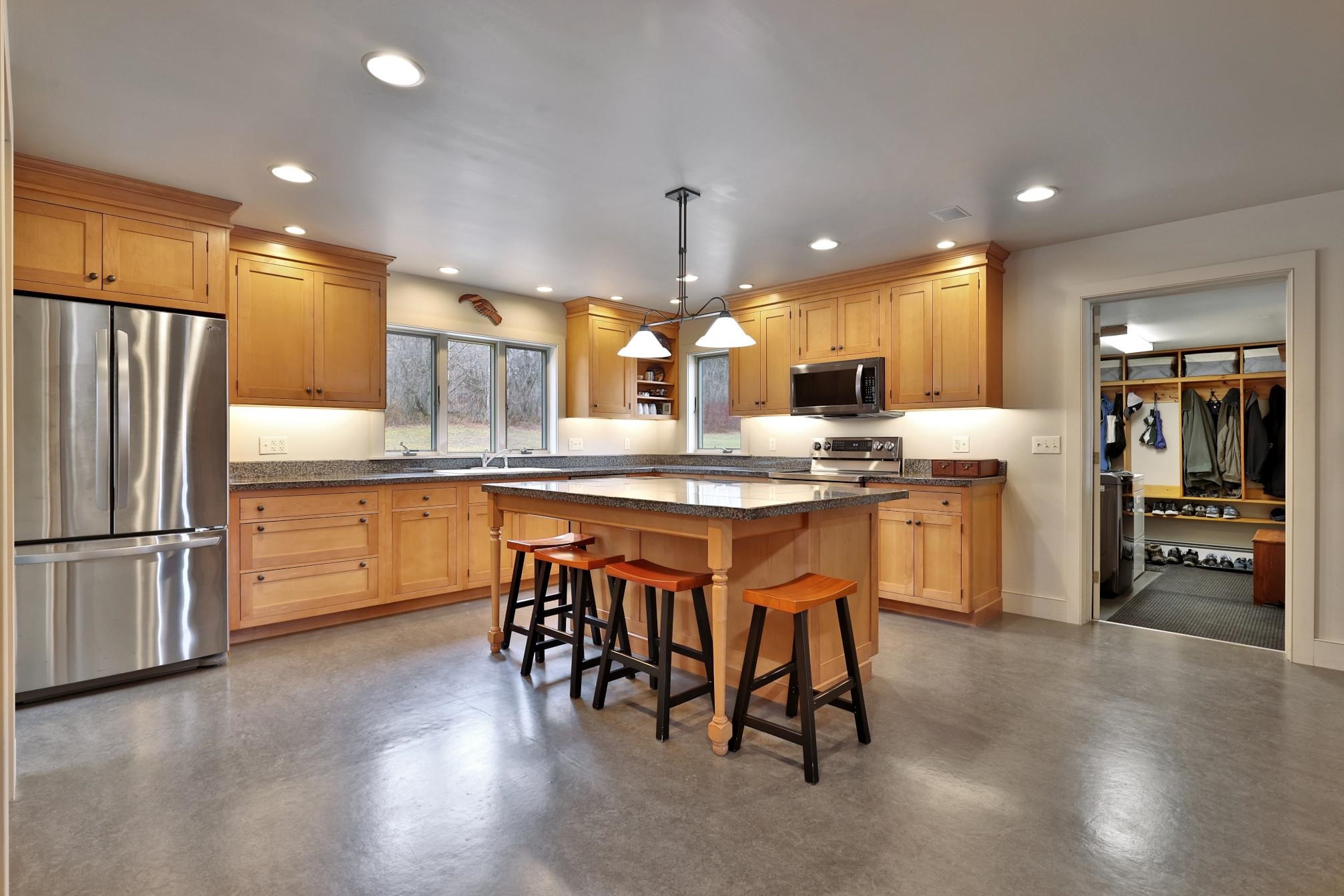73 Crab Apple Ridge
