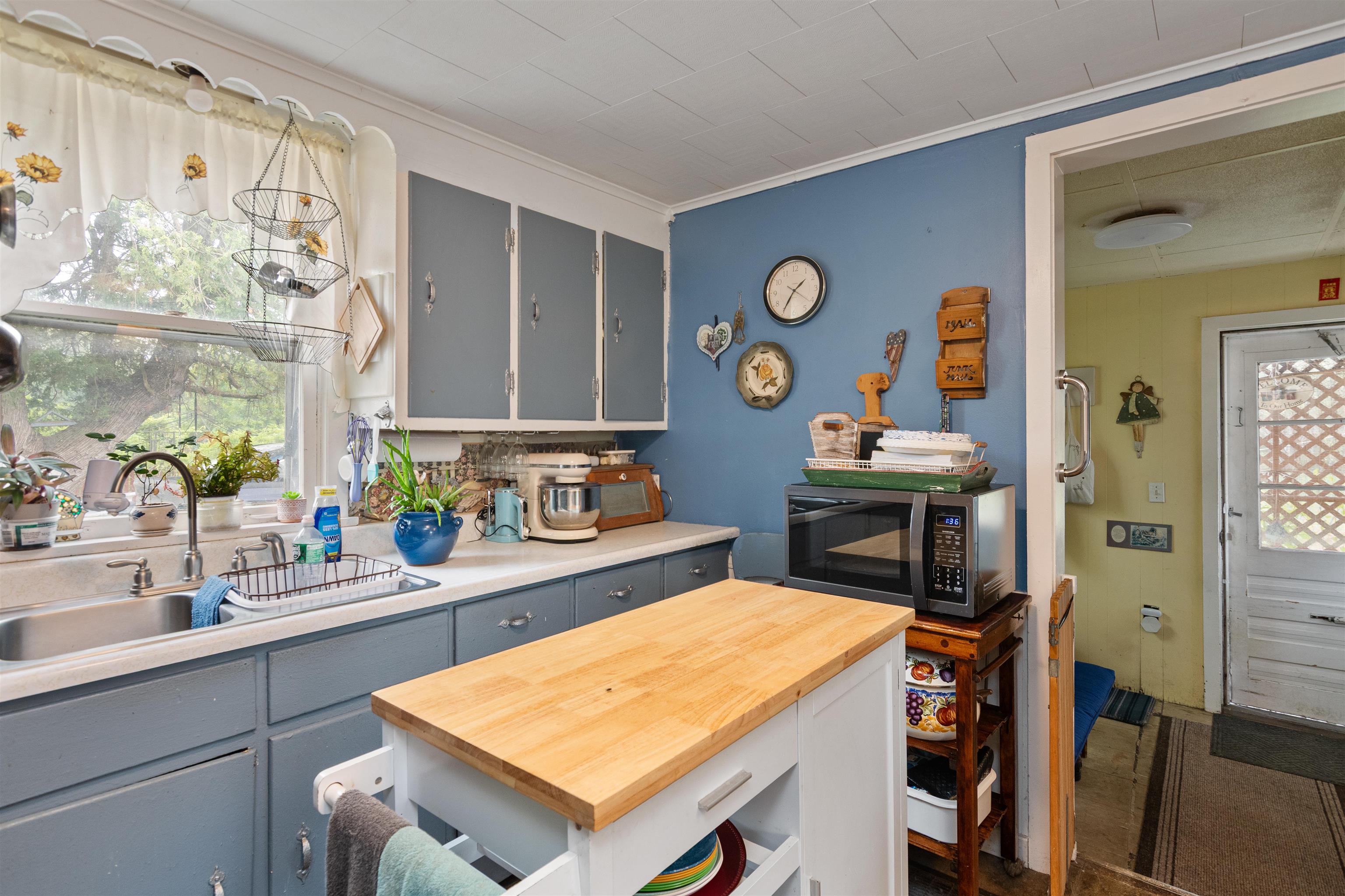 3123 Carter Hill Road