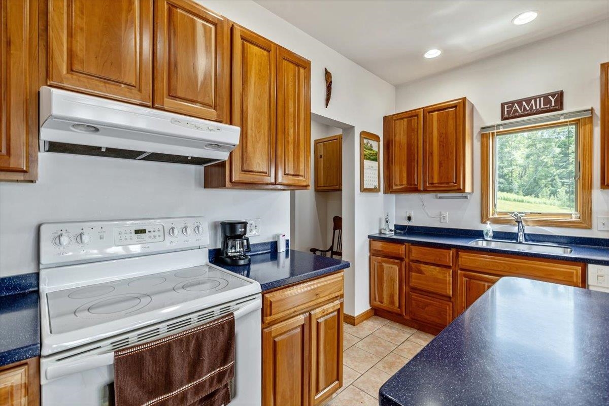 569 French Hill Road