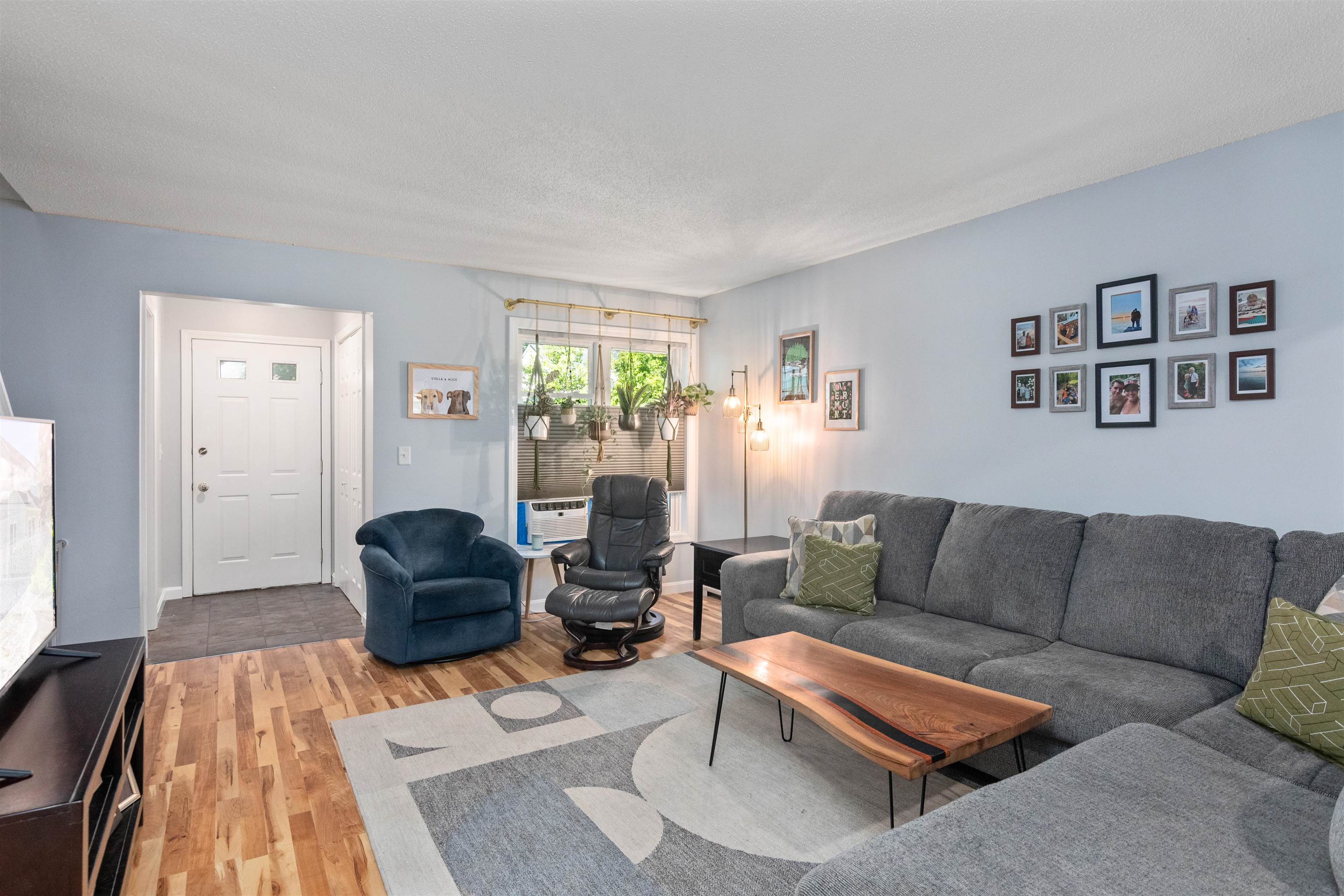 123 Grey Birch Drive Unit: 123
