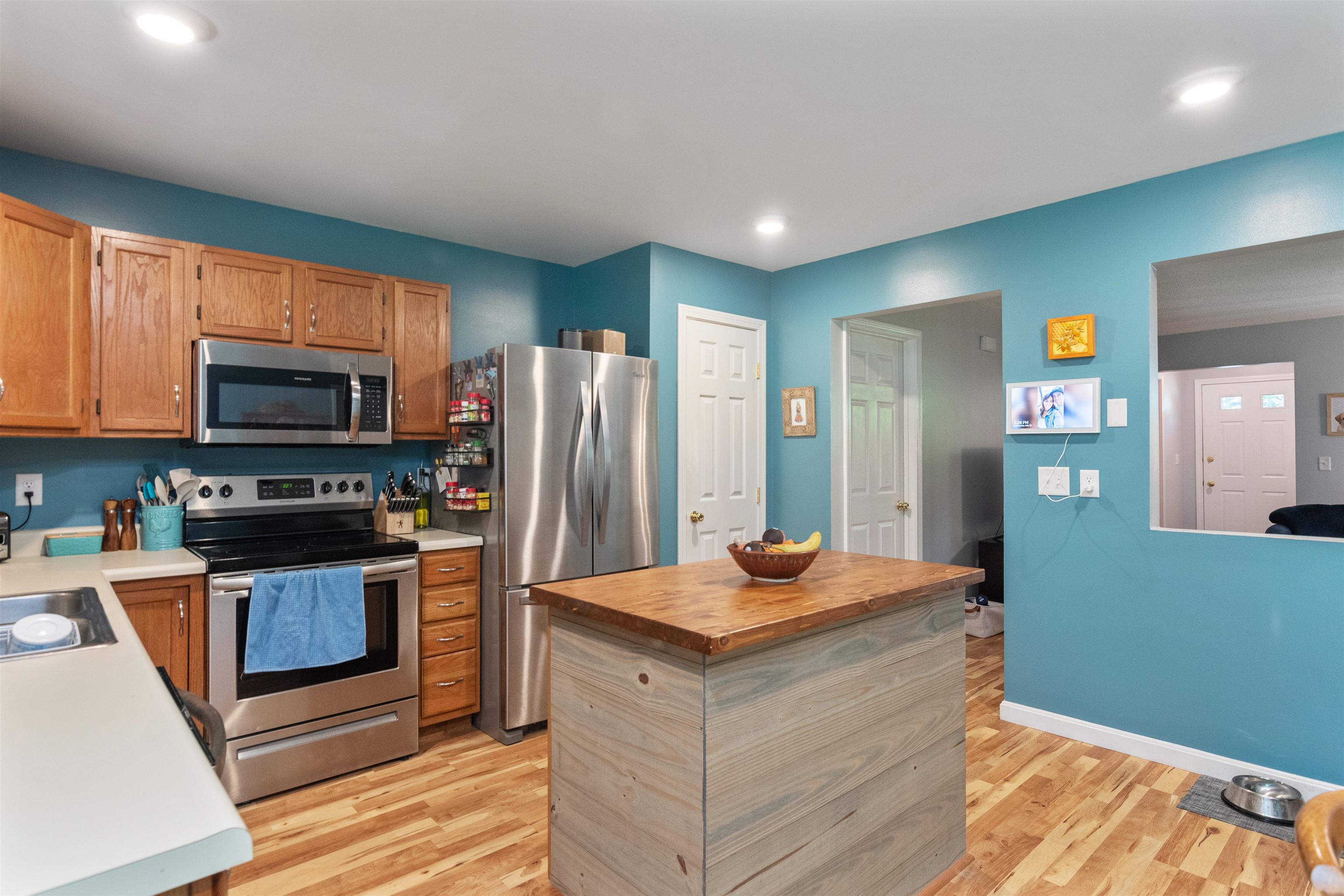 123 Grey Birch Drive Unit: 123