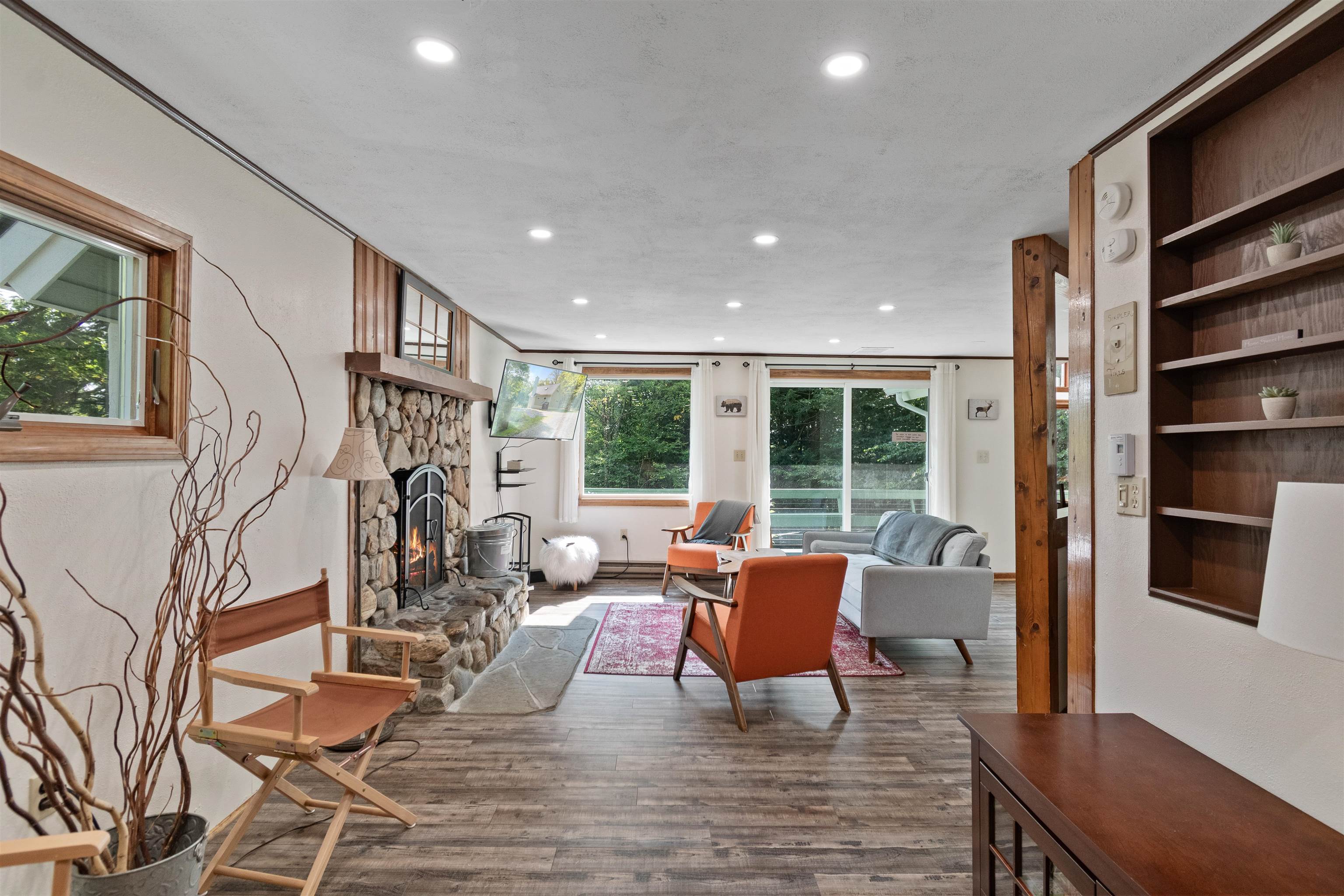 221 Highland Drive Unit: 27