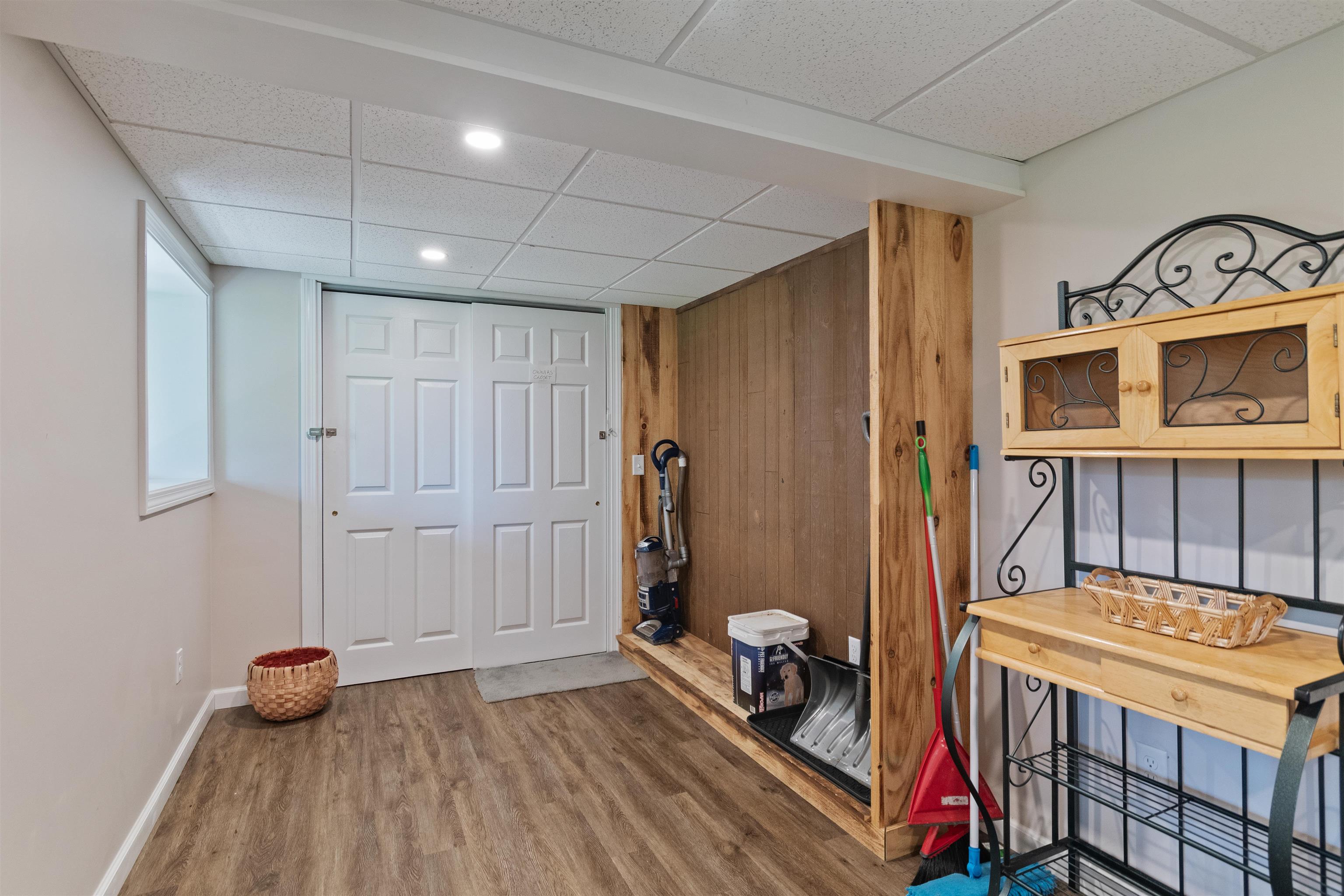 221 Highland Drive Unit: 27