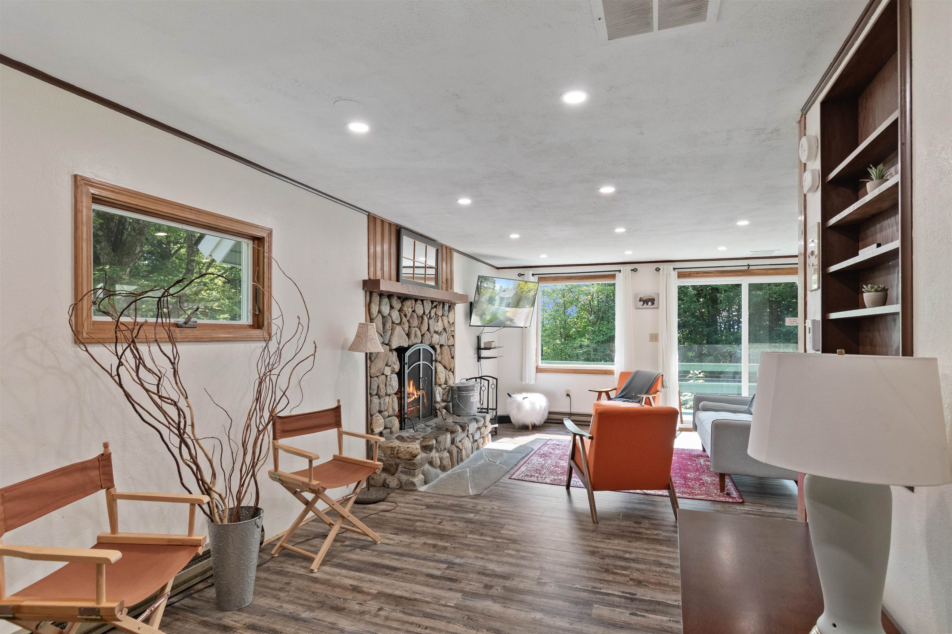 221 Highland Drive Unit: 27