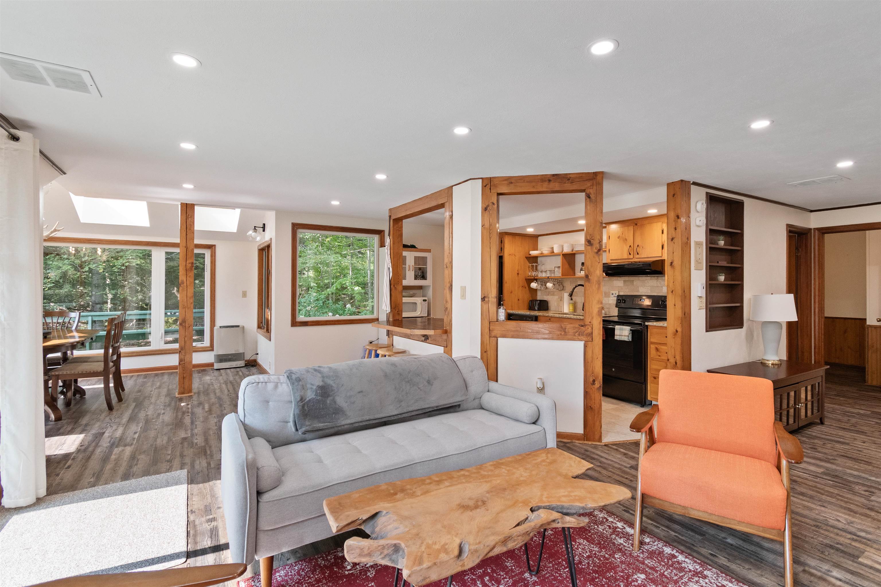 221 Highland Drive Unit: 27