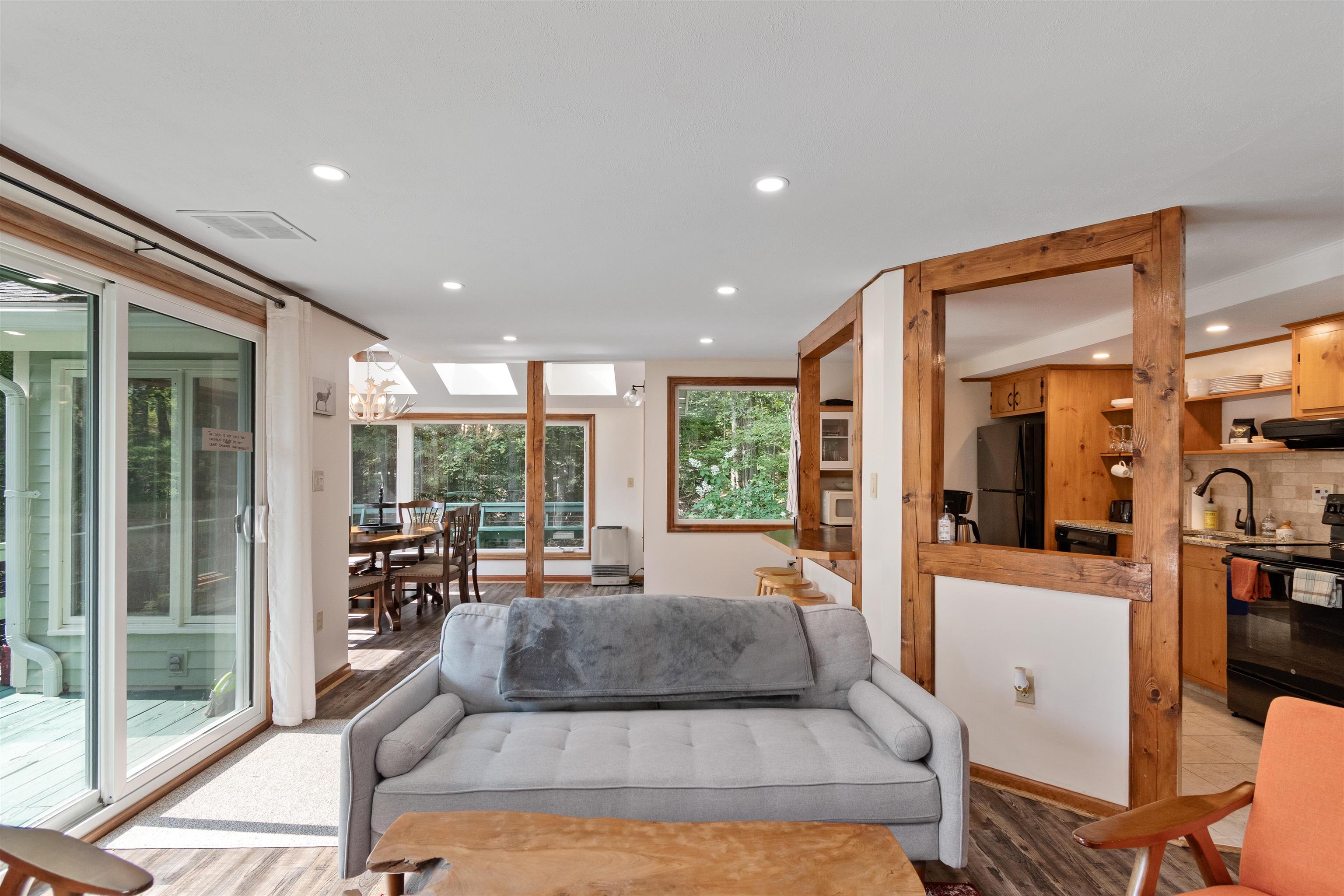 221 Highland Drive Unit: 27