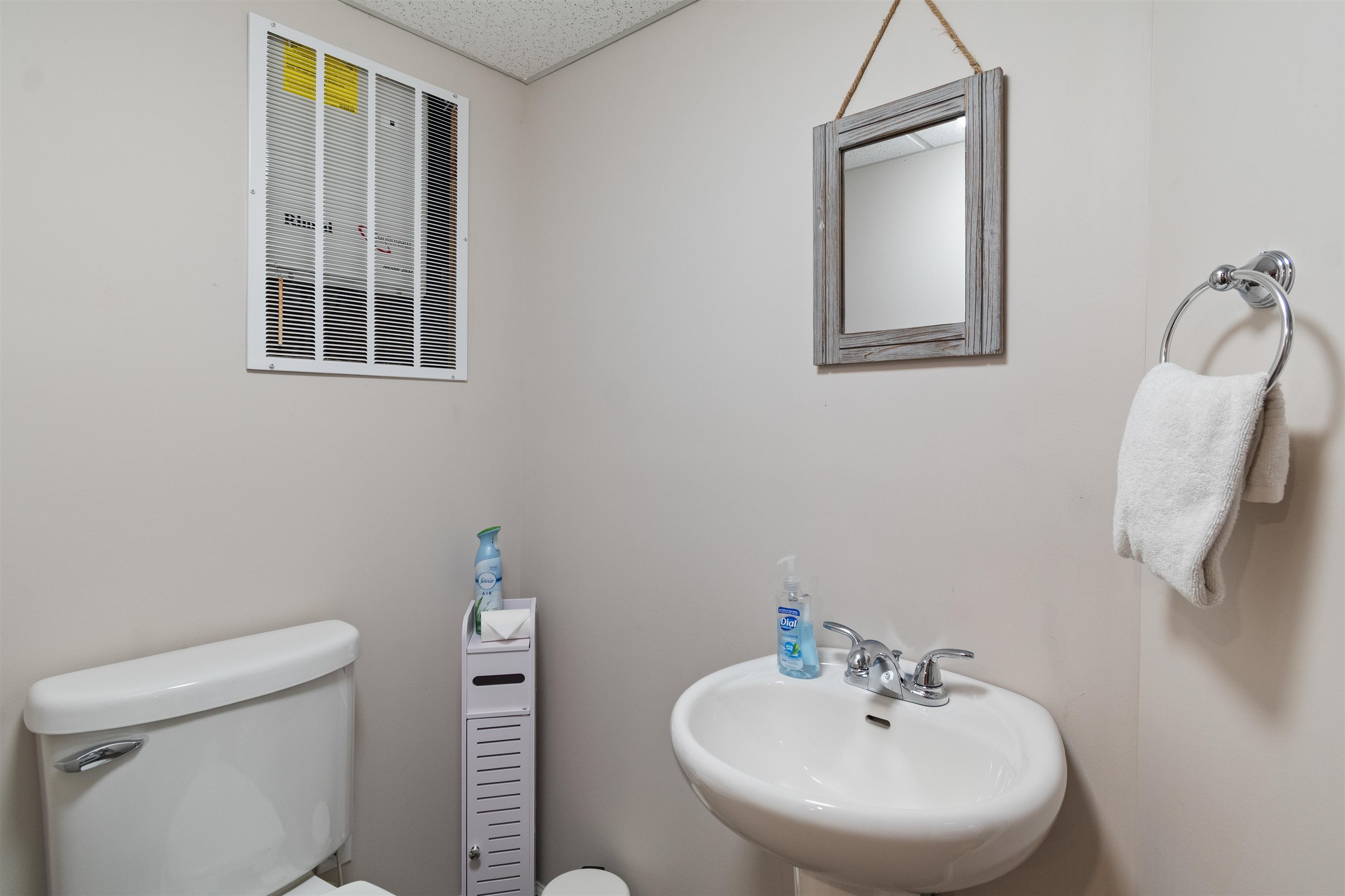 221 Highland Drive Unit: 27