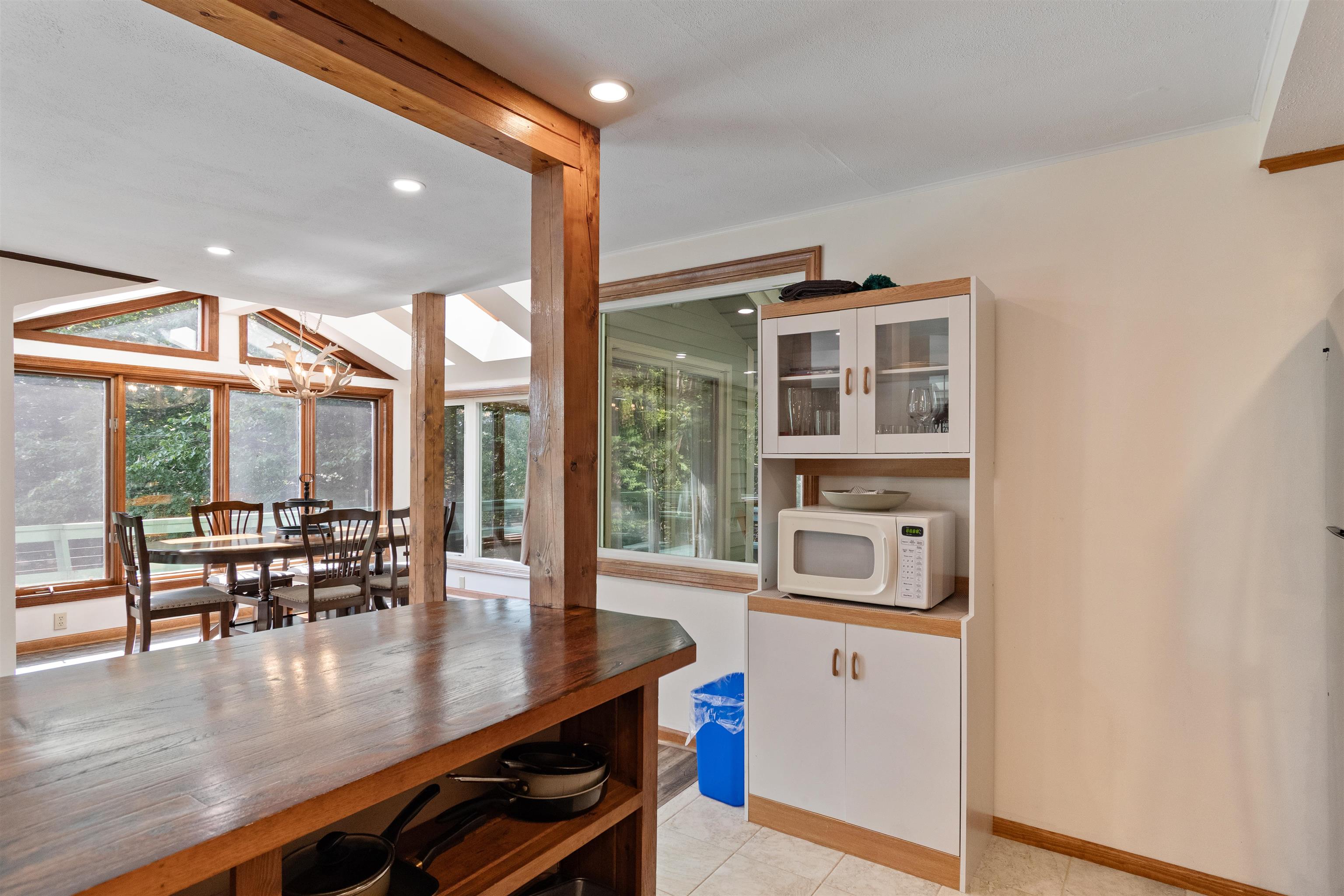 221 Highland Drive Unit: 27