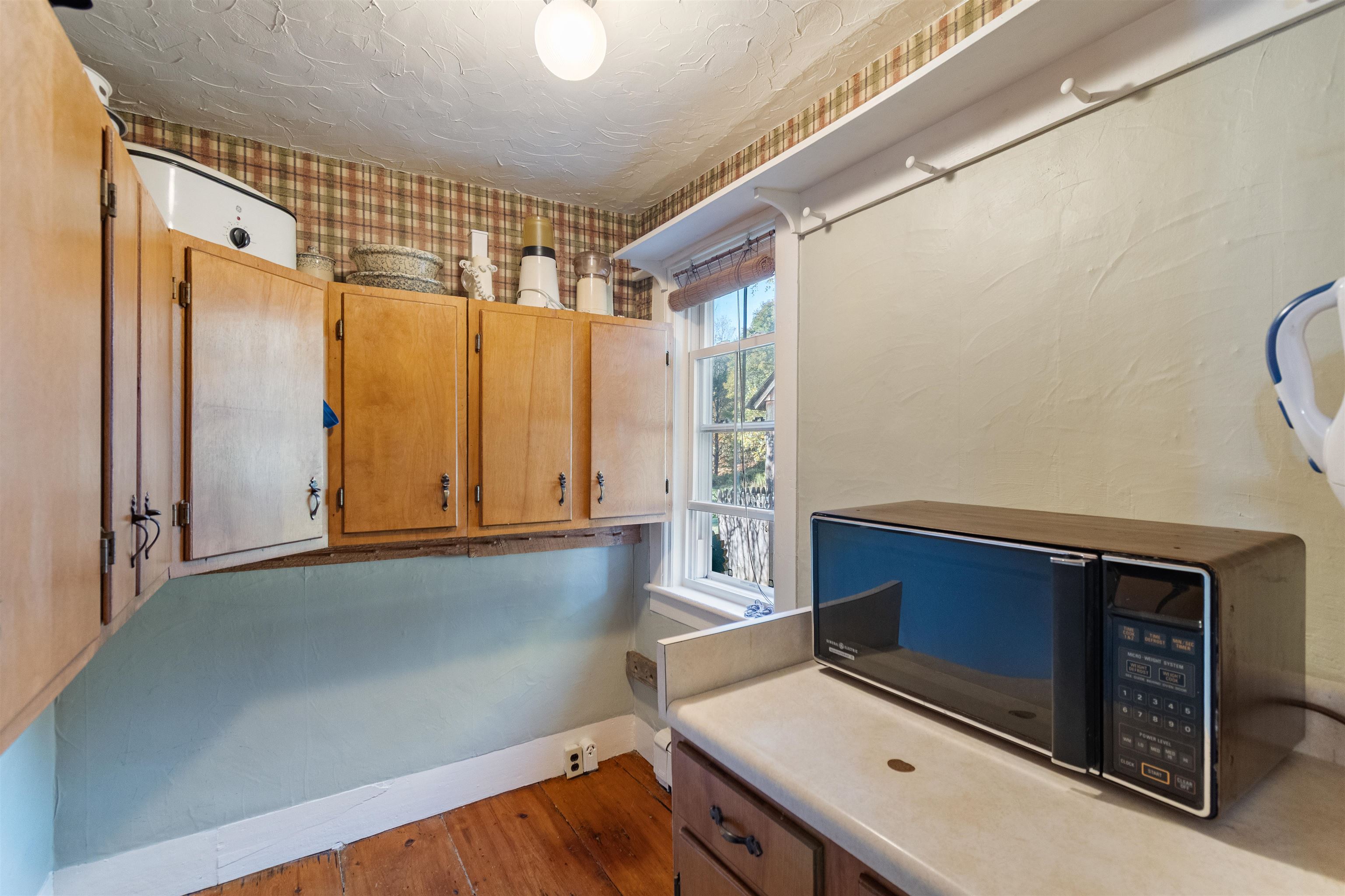 1632 Bradley Road