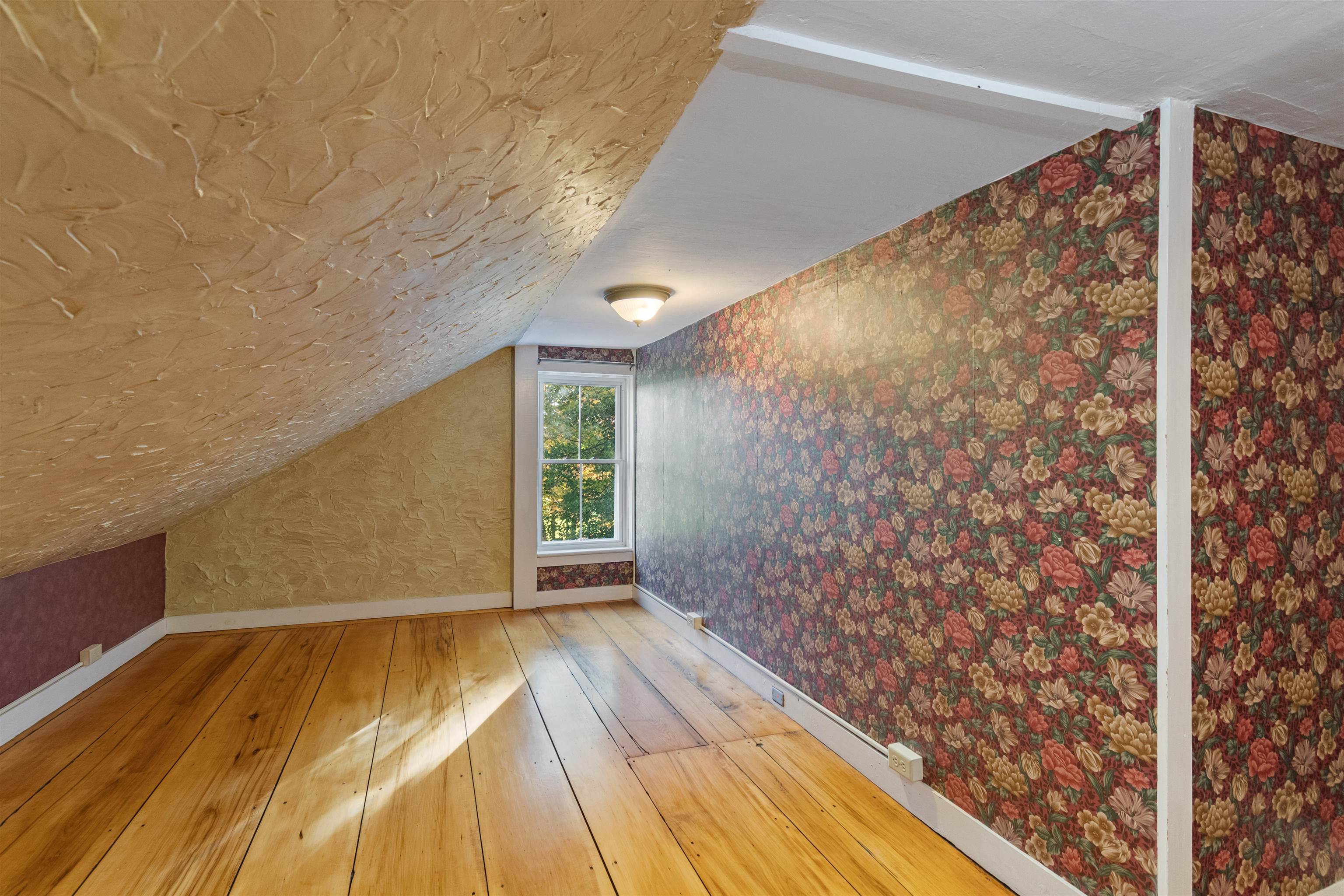 1632 Bradley Road