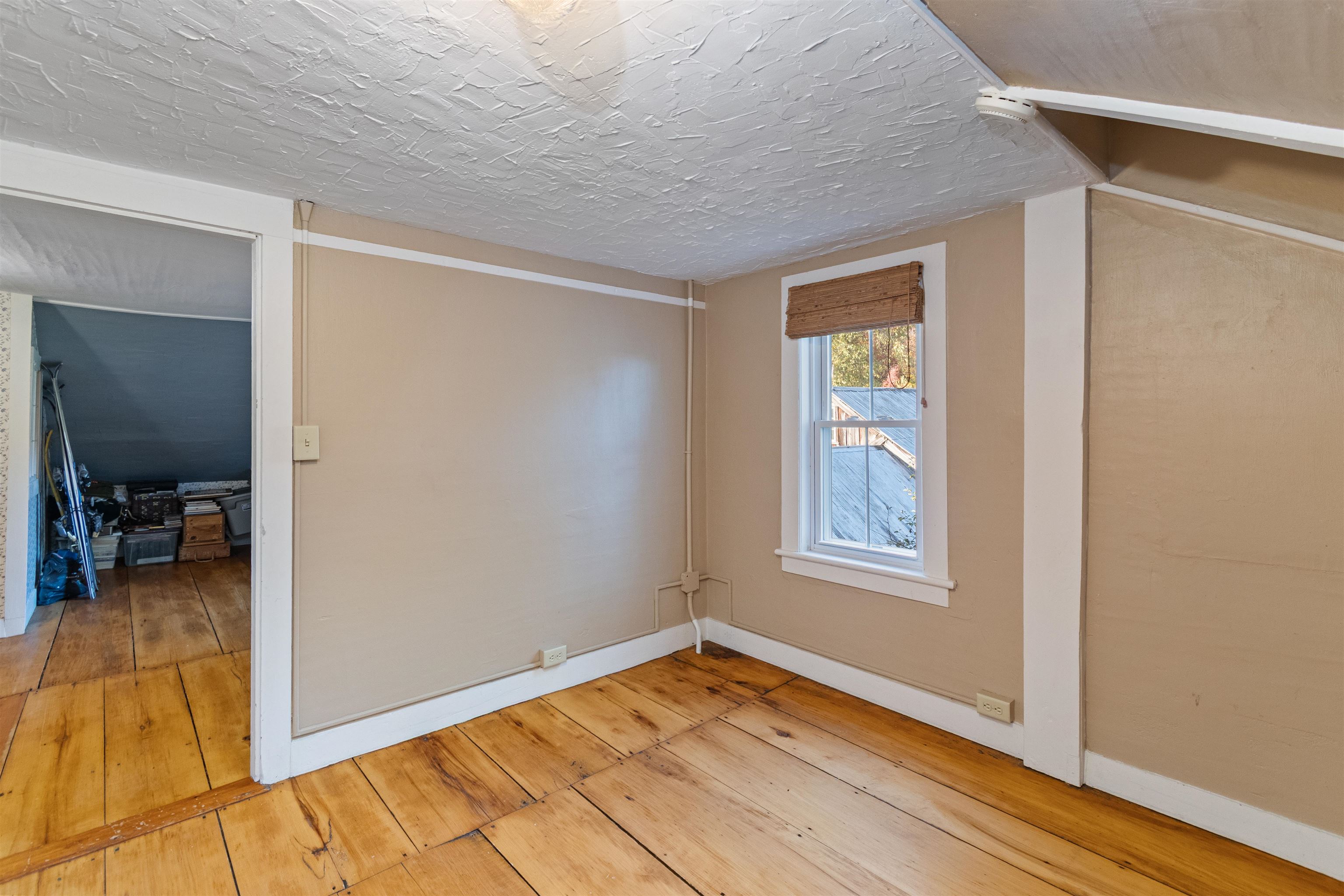 1632 Bradley Road