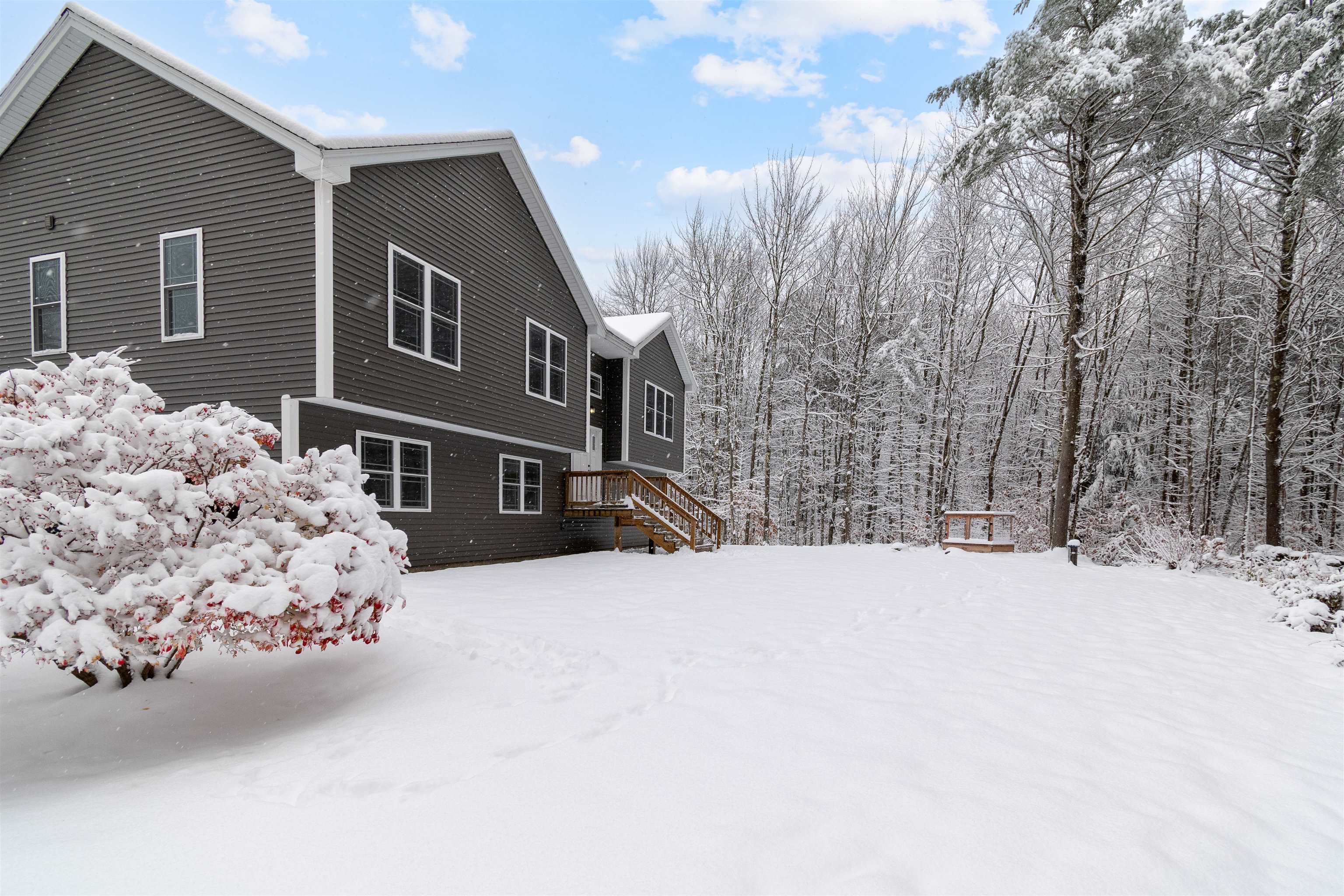 60 Apple Tree Road