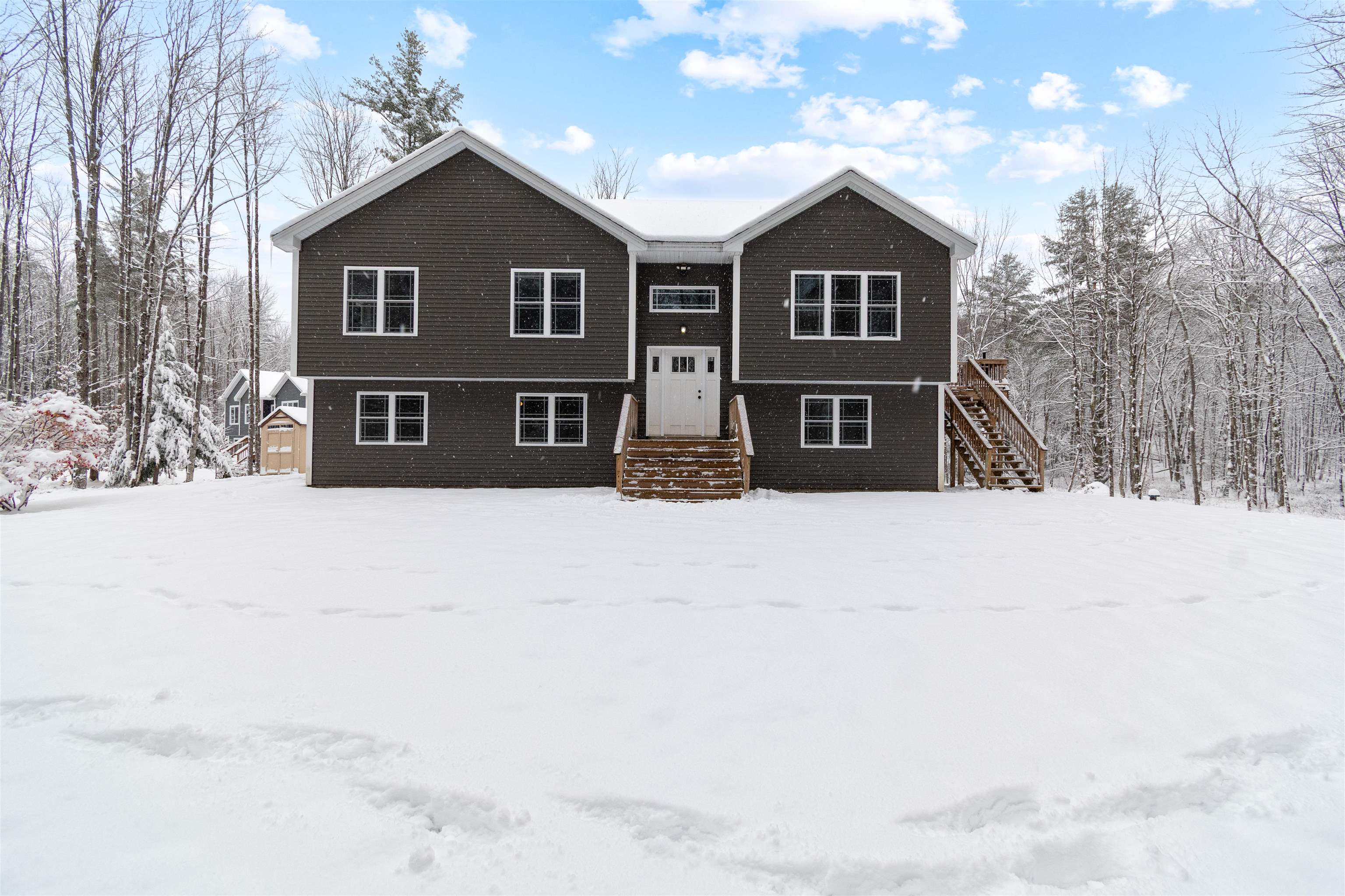 60 Apple Tree Road
