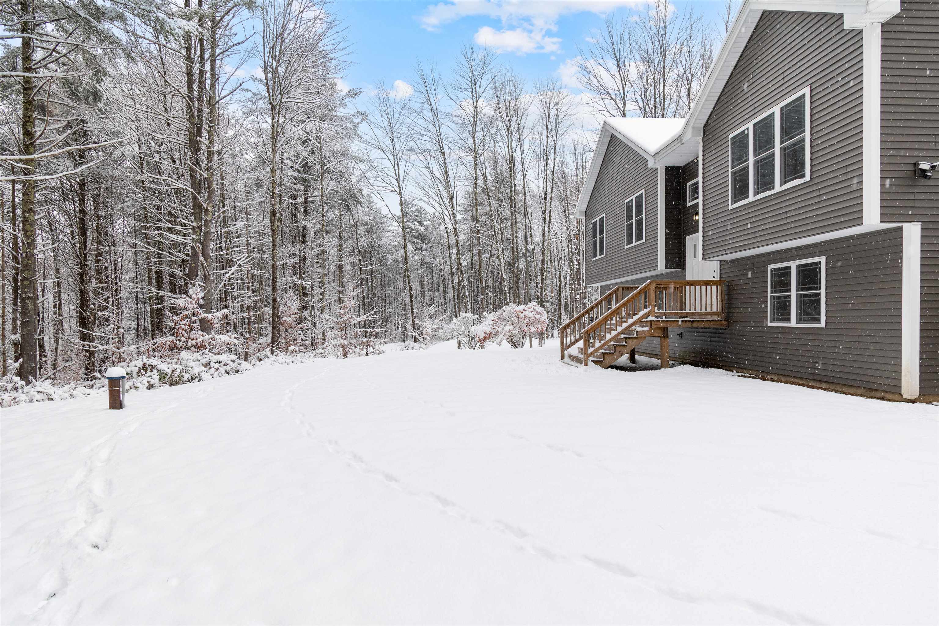 60 Apple Tree Road