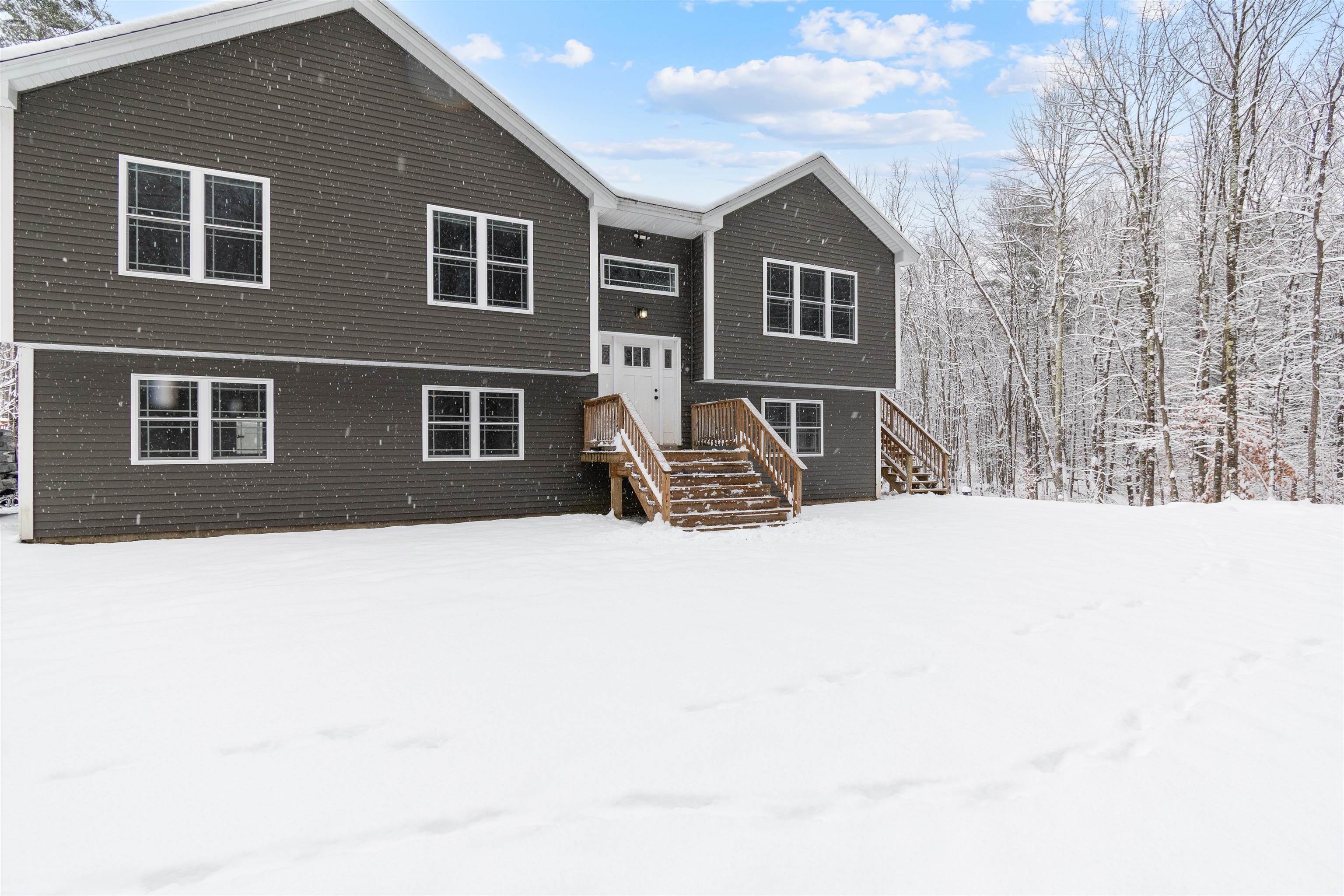 60 Apple Tree Road