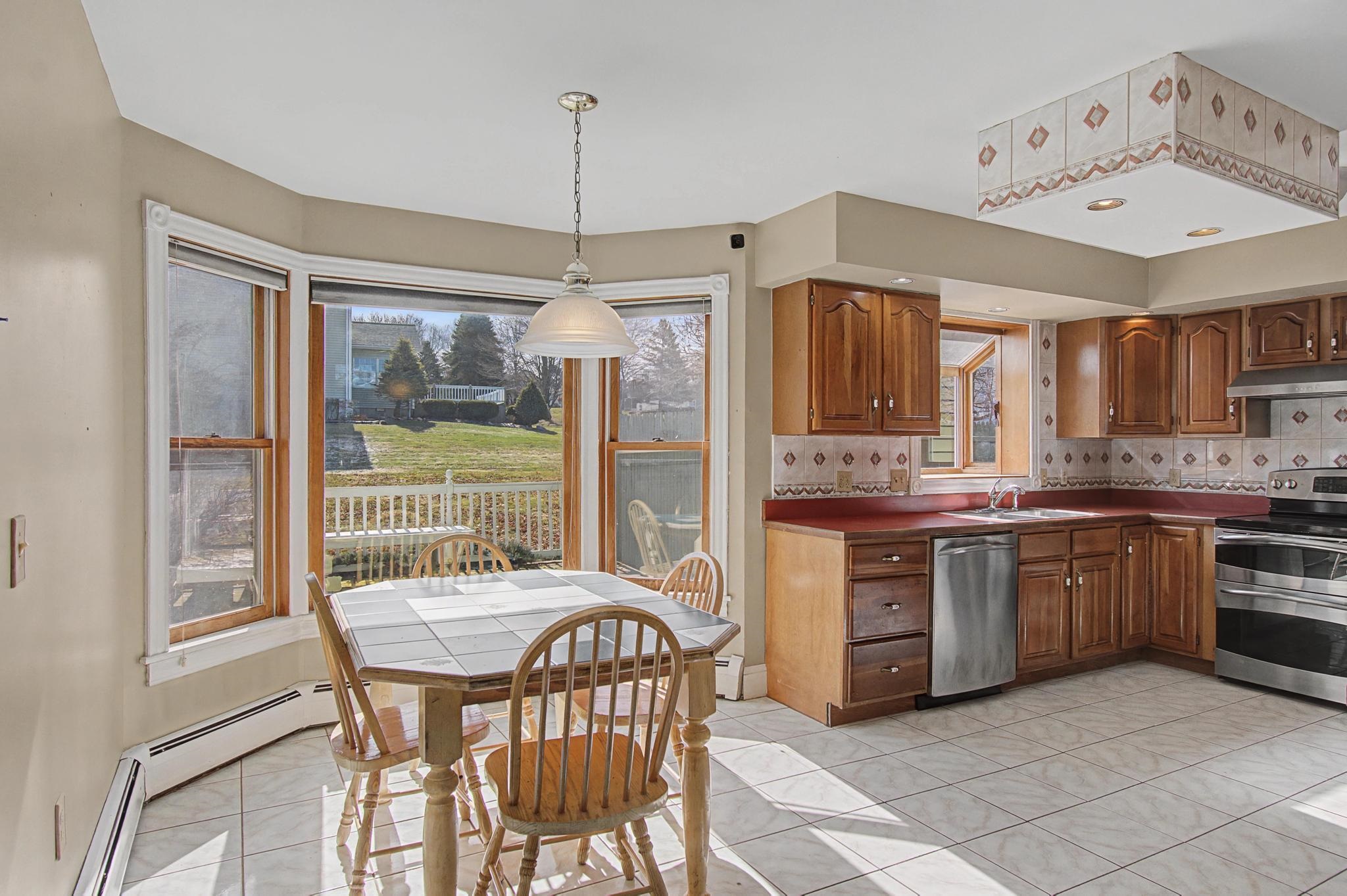 7 Bay View Drive
