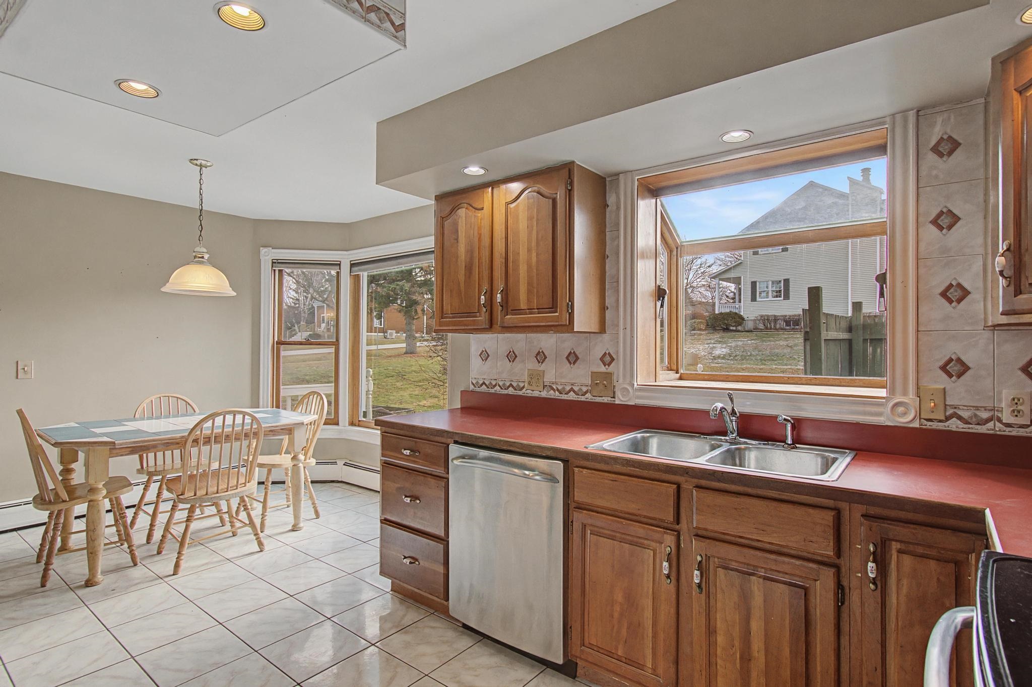 7 Bay View Drive