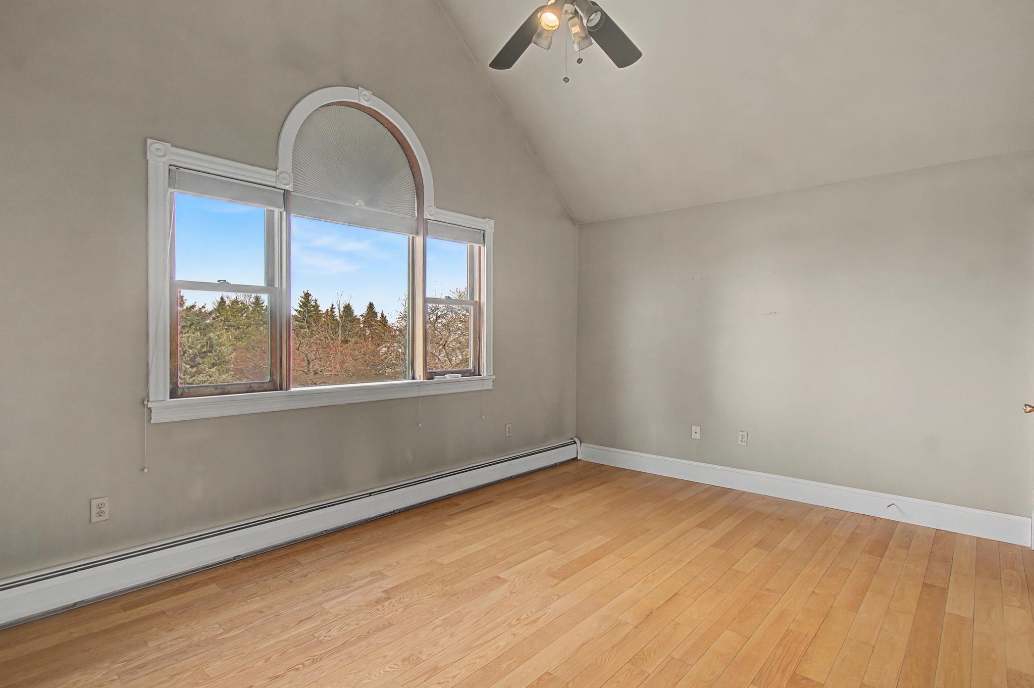 7 Bay View Drive