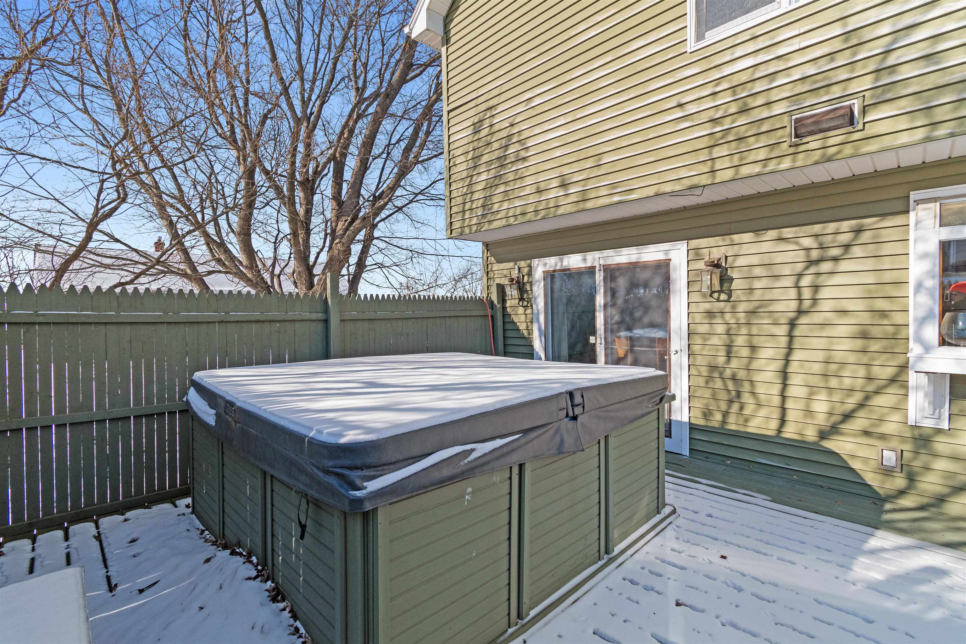 7 Bay View Drive