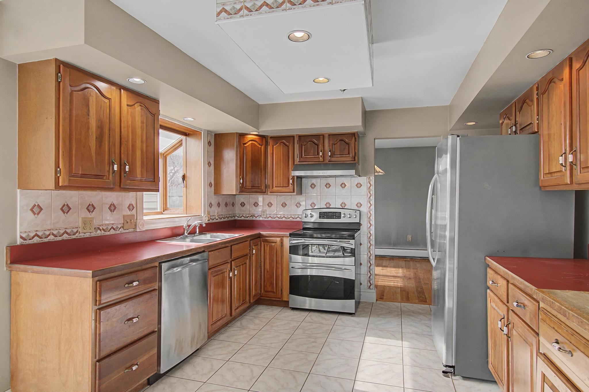 7 Bay View Drive