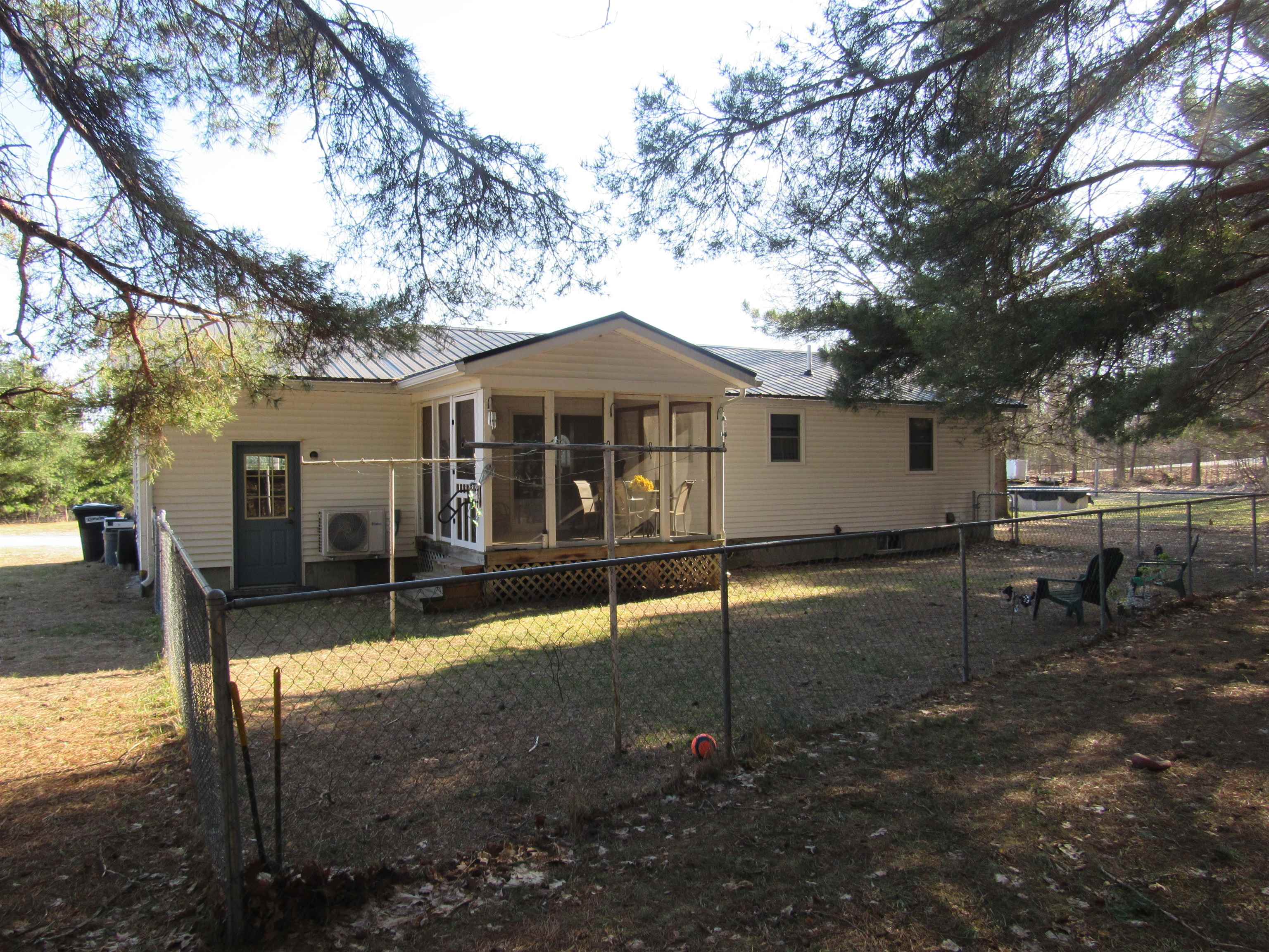 51 McLaughlin Drive