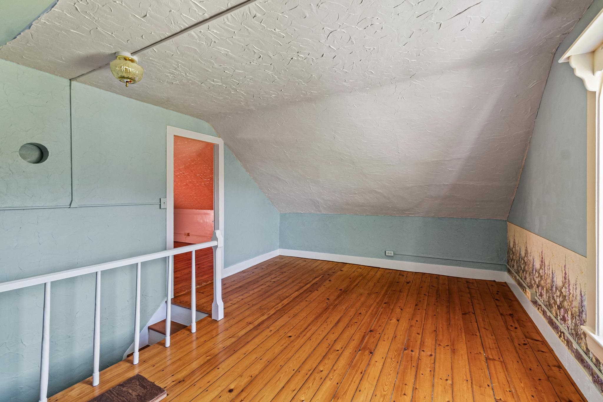 1632 Bradley Road