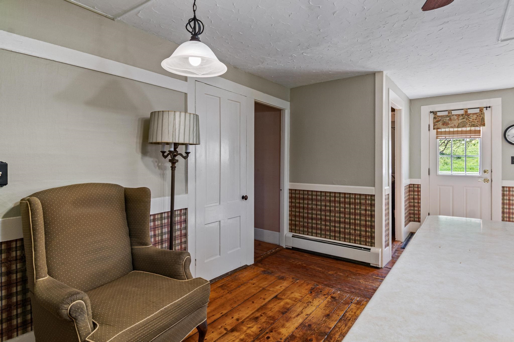 1632 Bradley Road