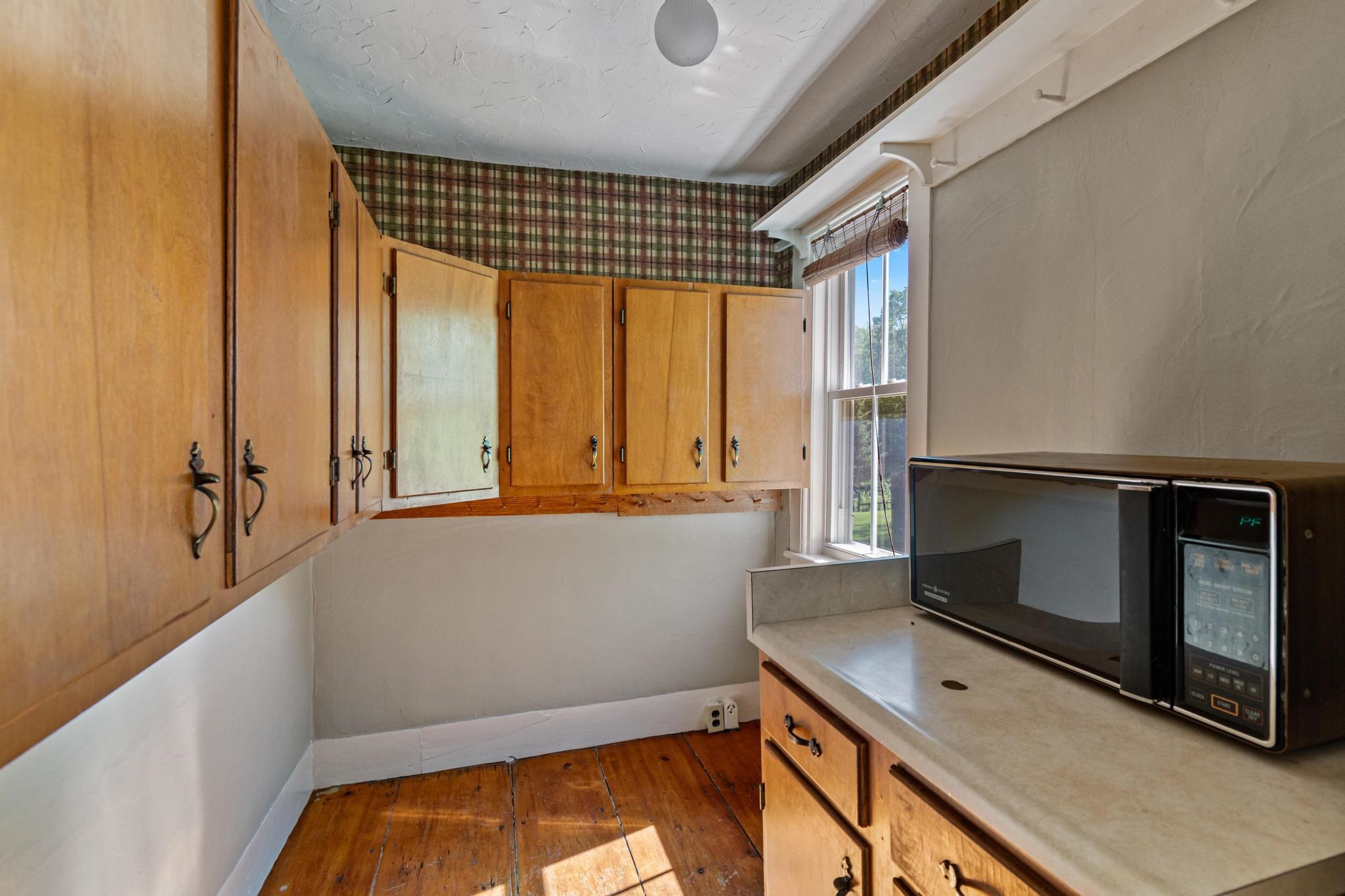 1632 Bradley Road