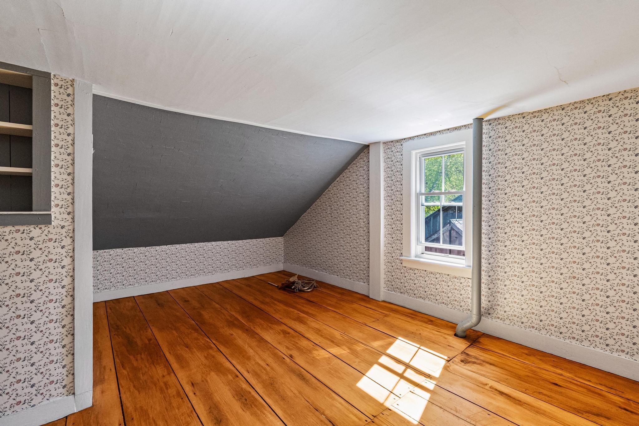 1632 Bradley Road