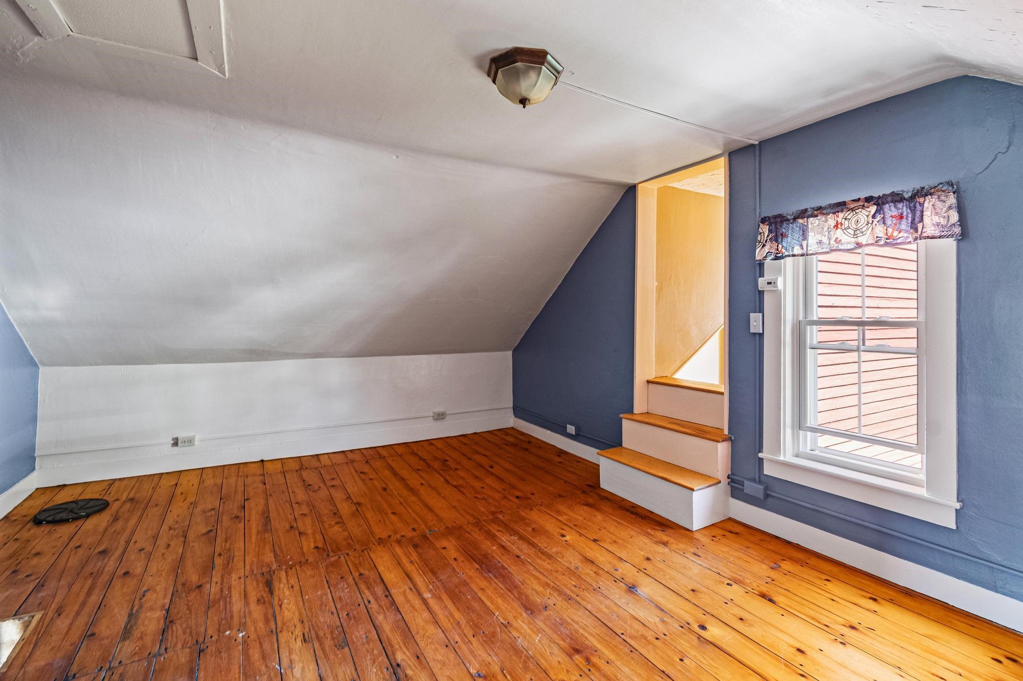 1632 Bradley Road