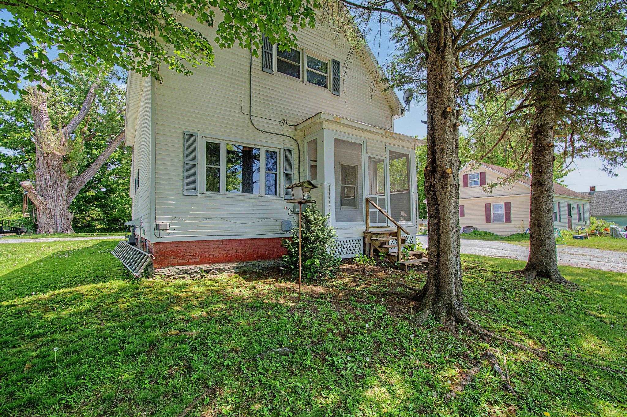 210 Boarding House Street