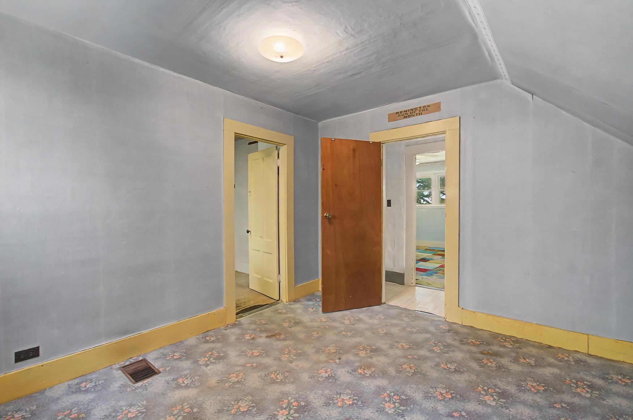 210 Boarding House Street