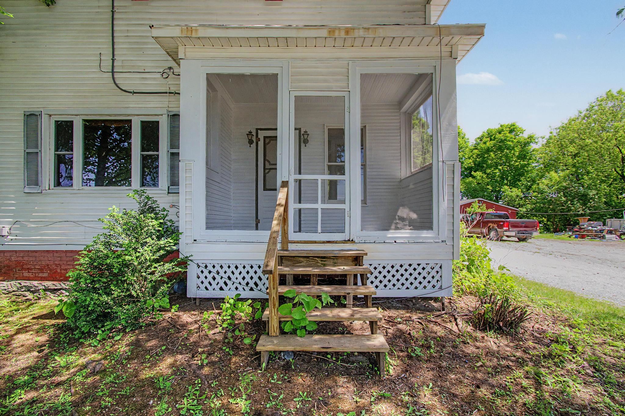 210 Boarding House Street