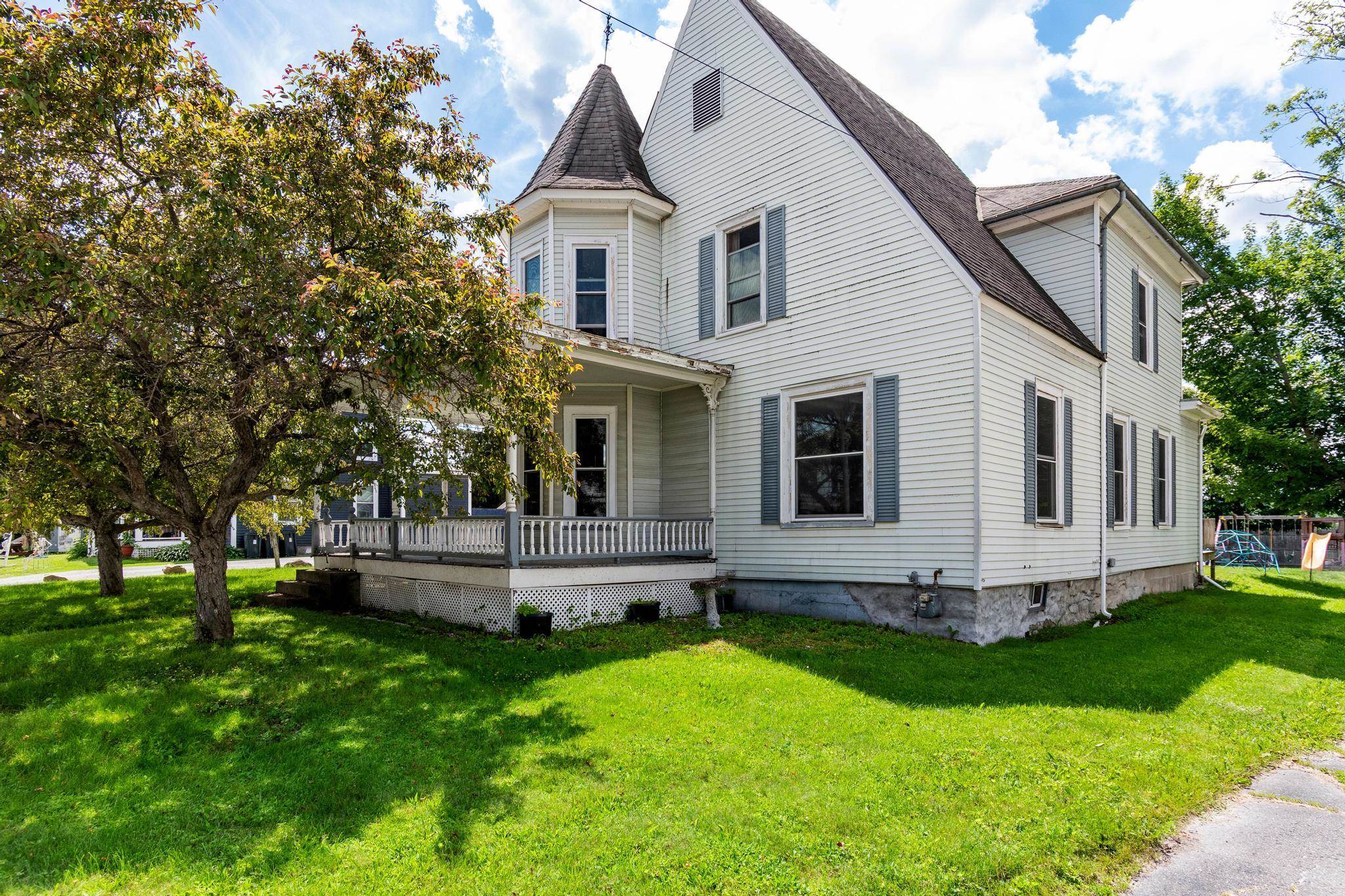 583 Main Street