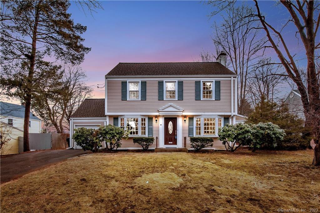 61 Tunxis Road