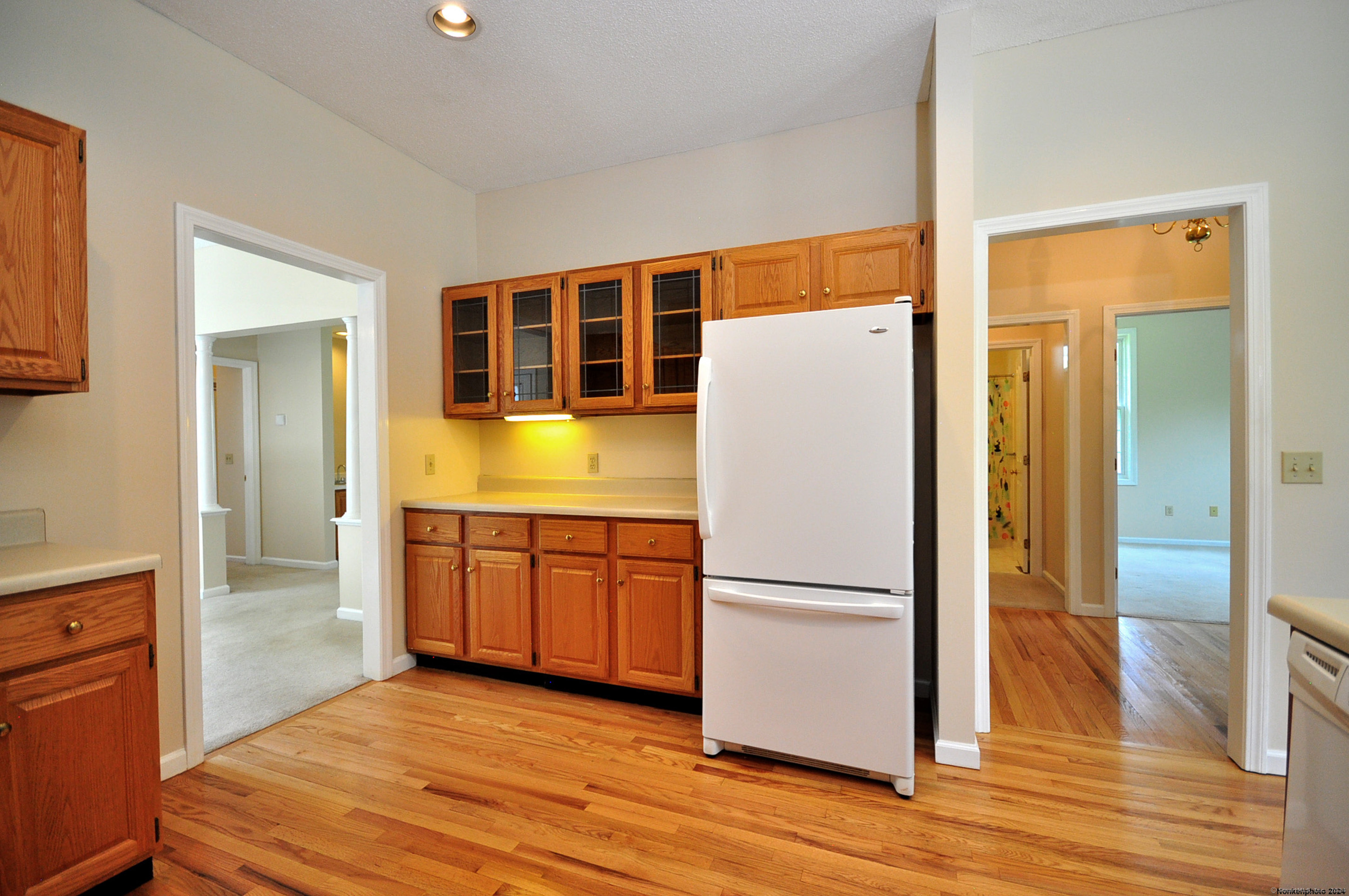 511 Hawthorne Lane 511