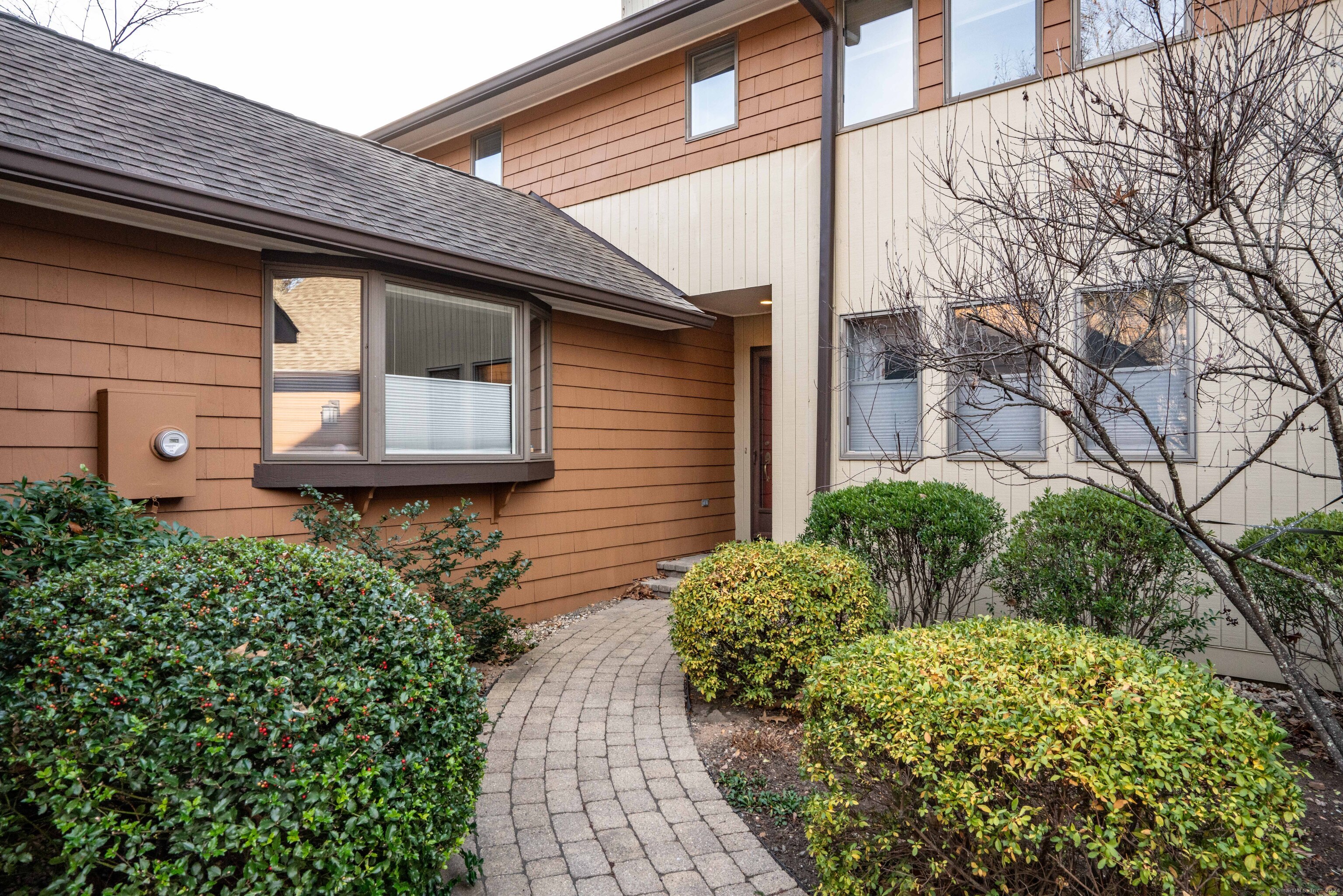 13 Bath Crescent Lane