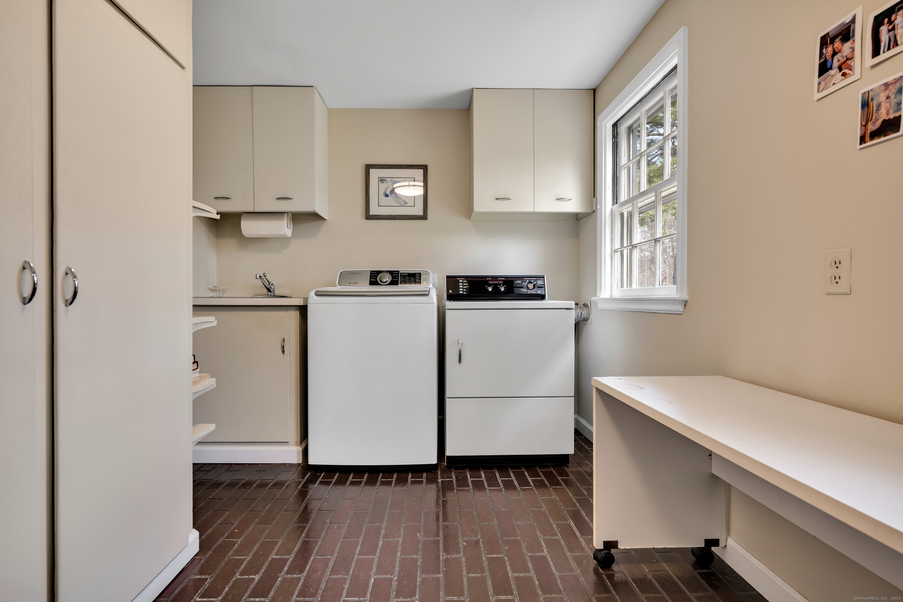 1404 Trout Brook Drive