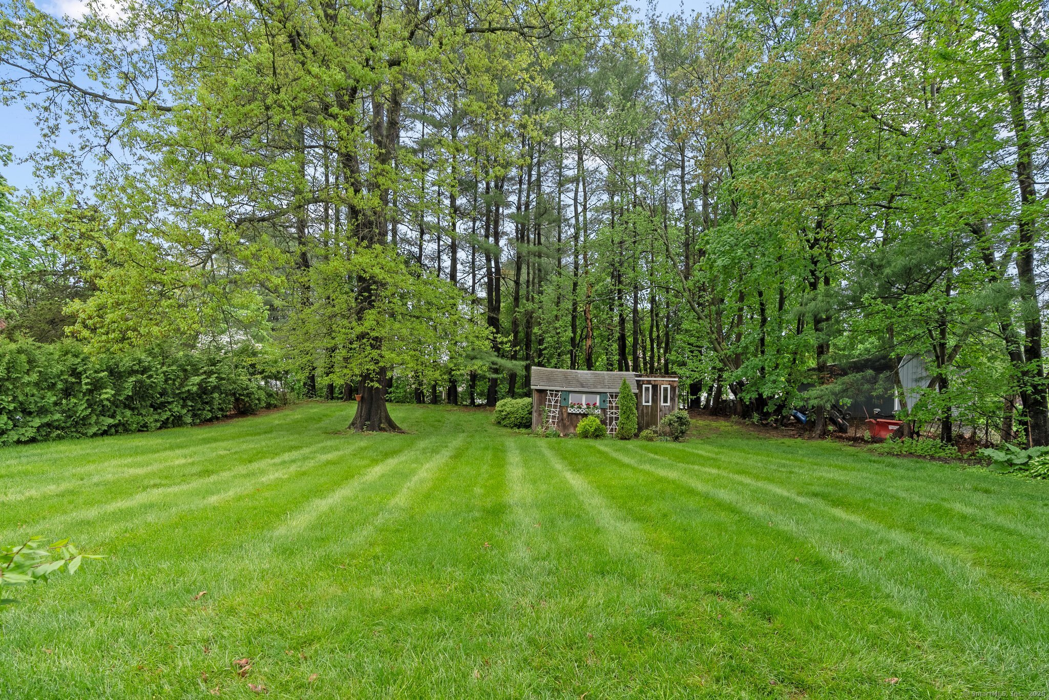 223 Tunxis Avenue