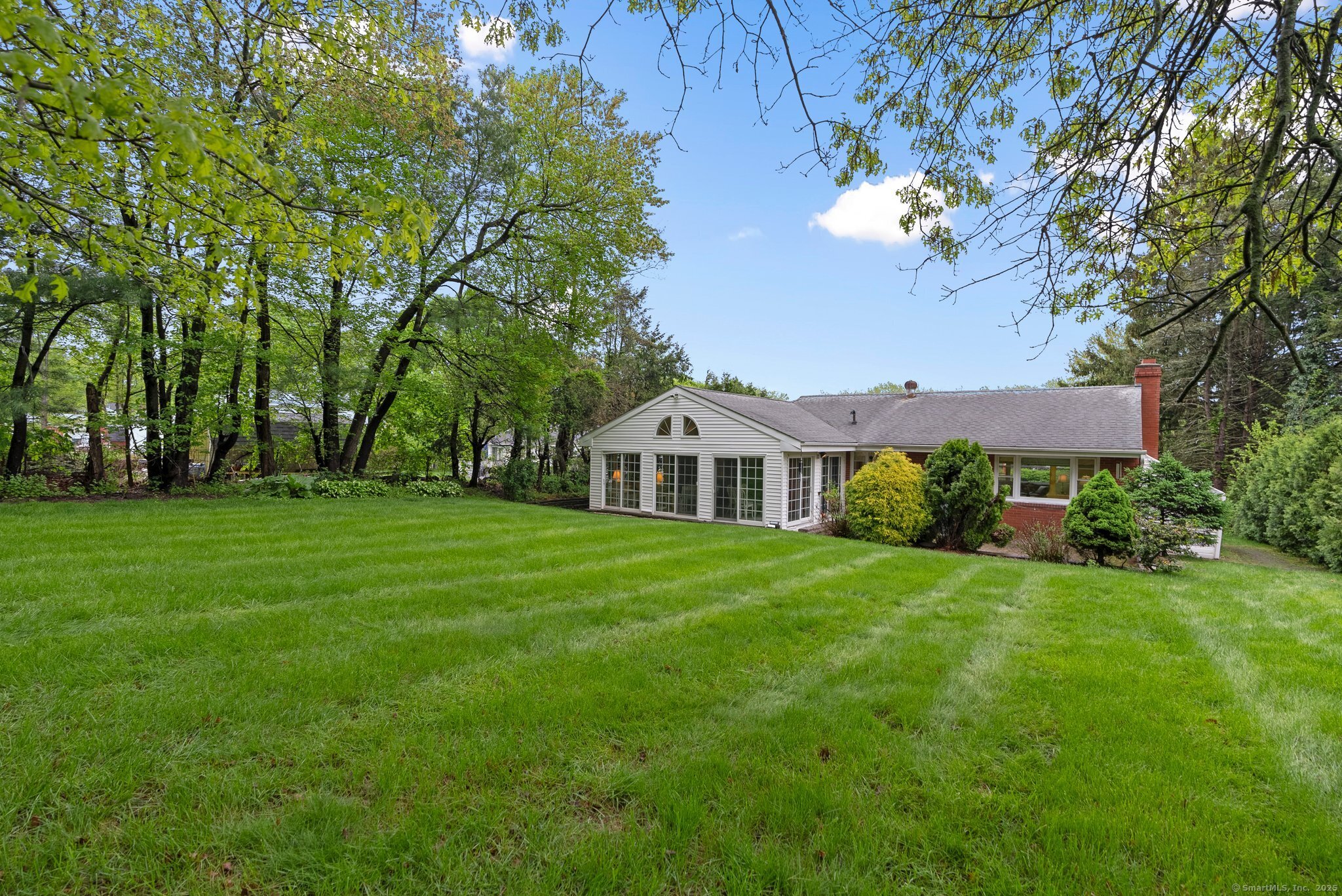 223 Tunxis Avenue
