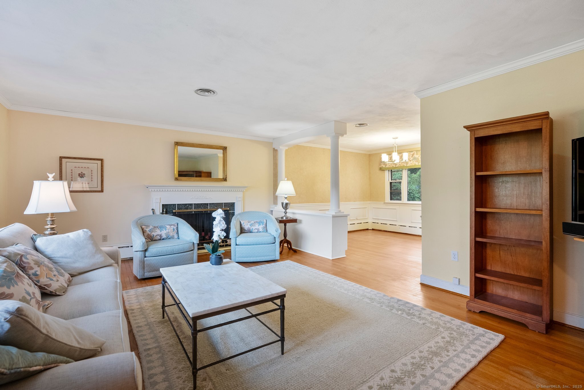 223 Tunxis Avenue