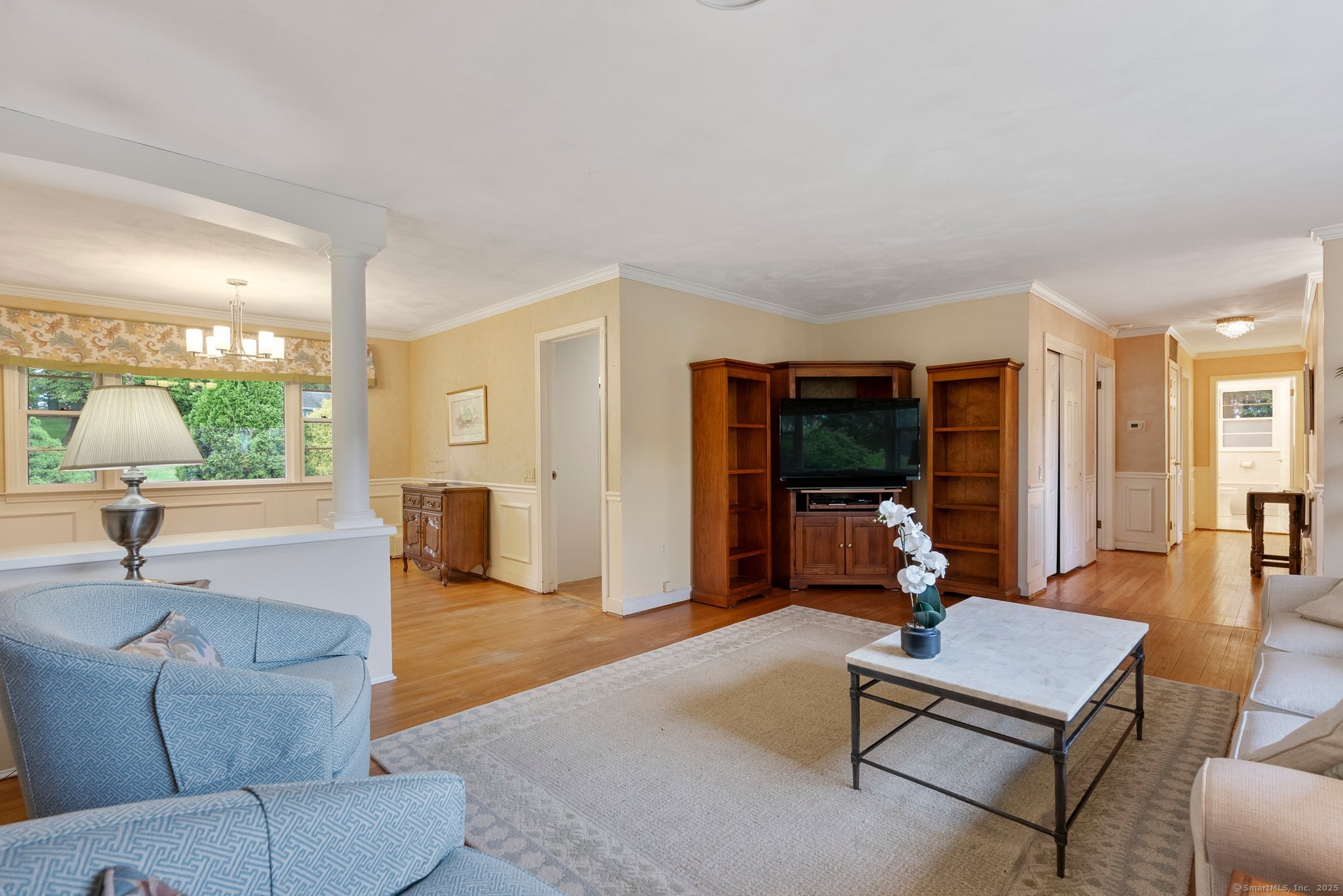 223 Tunxis Avenue