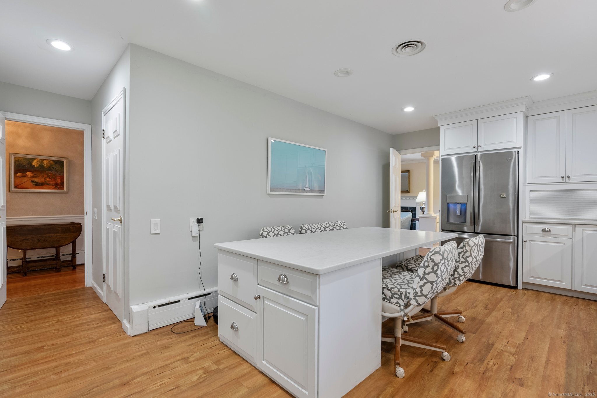 223 Tunxis Avenue