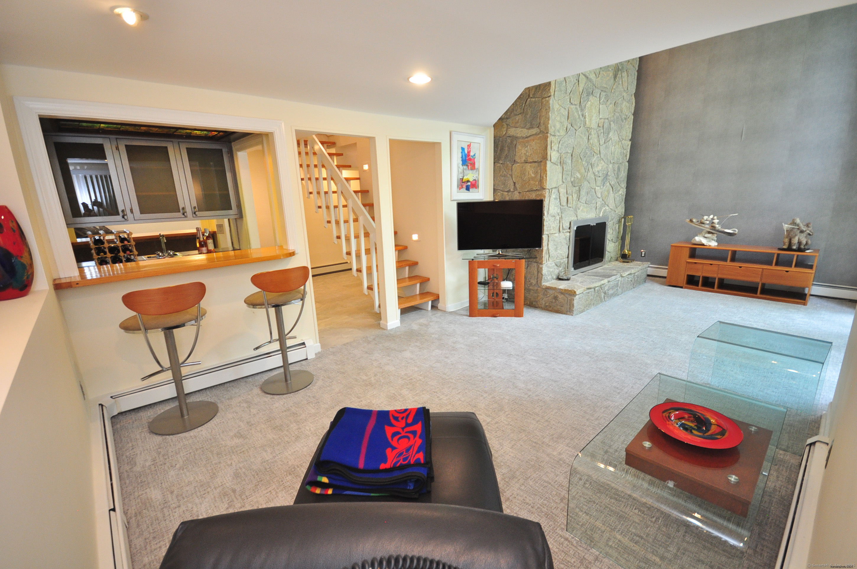 4 High Ledge Road