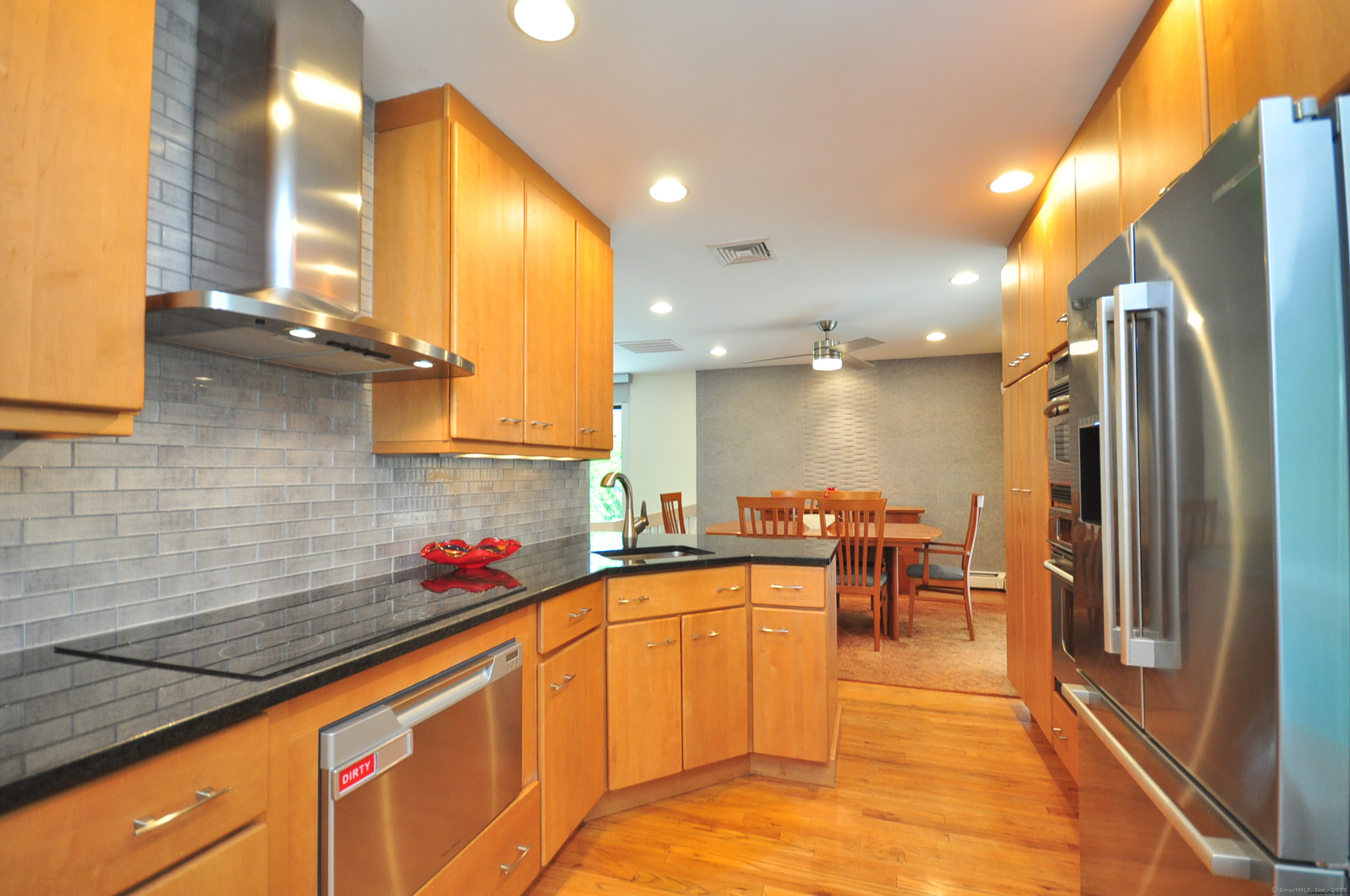 4 High Ledge Road