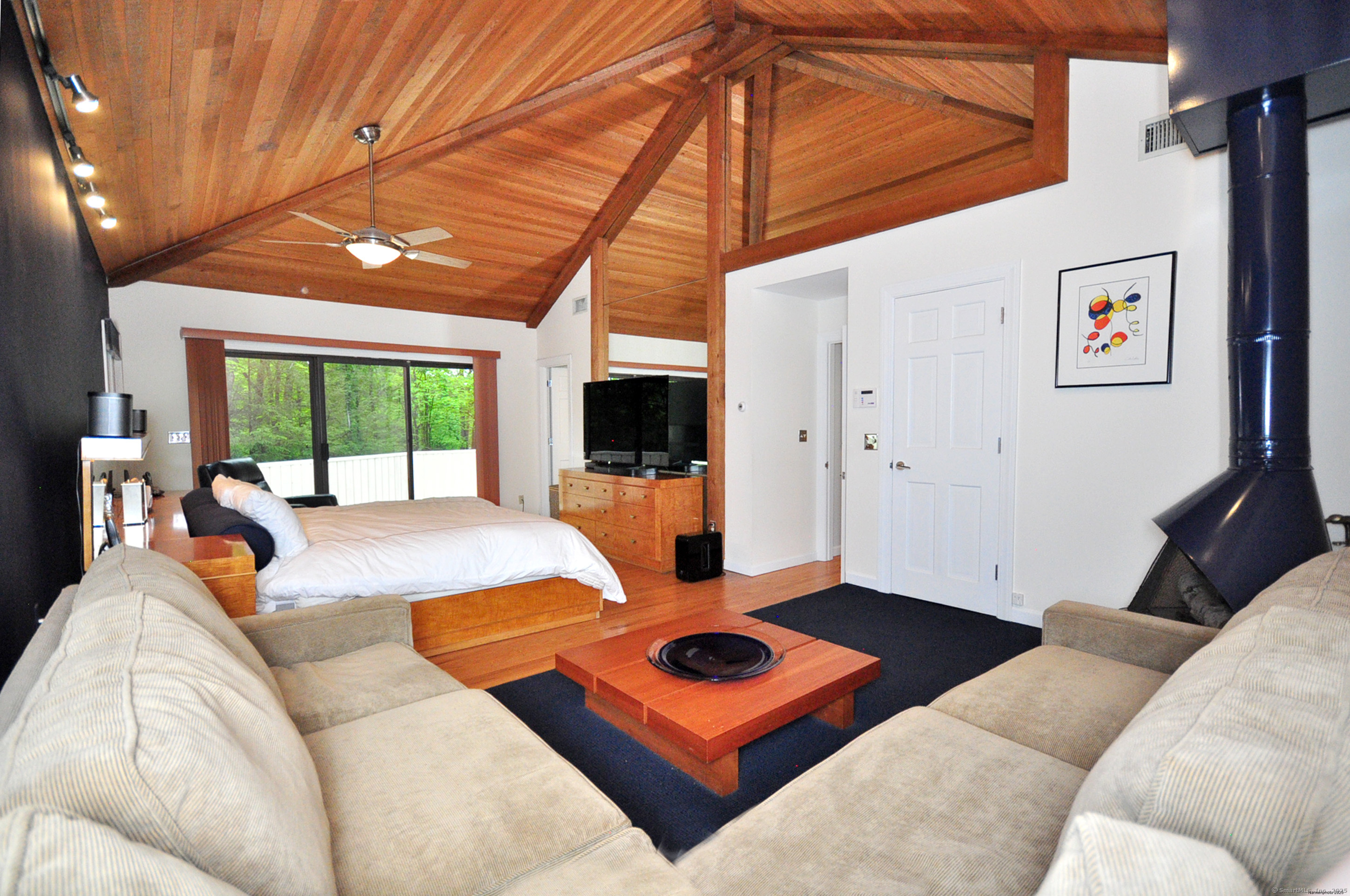 4 High Ledge Road
