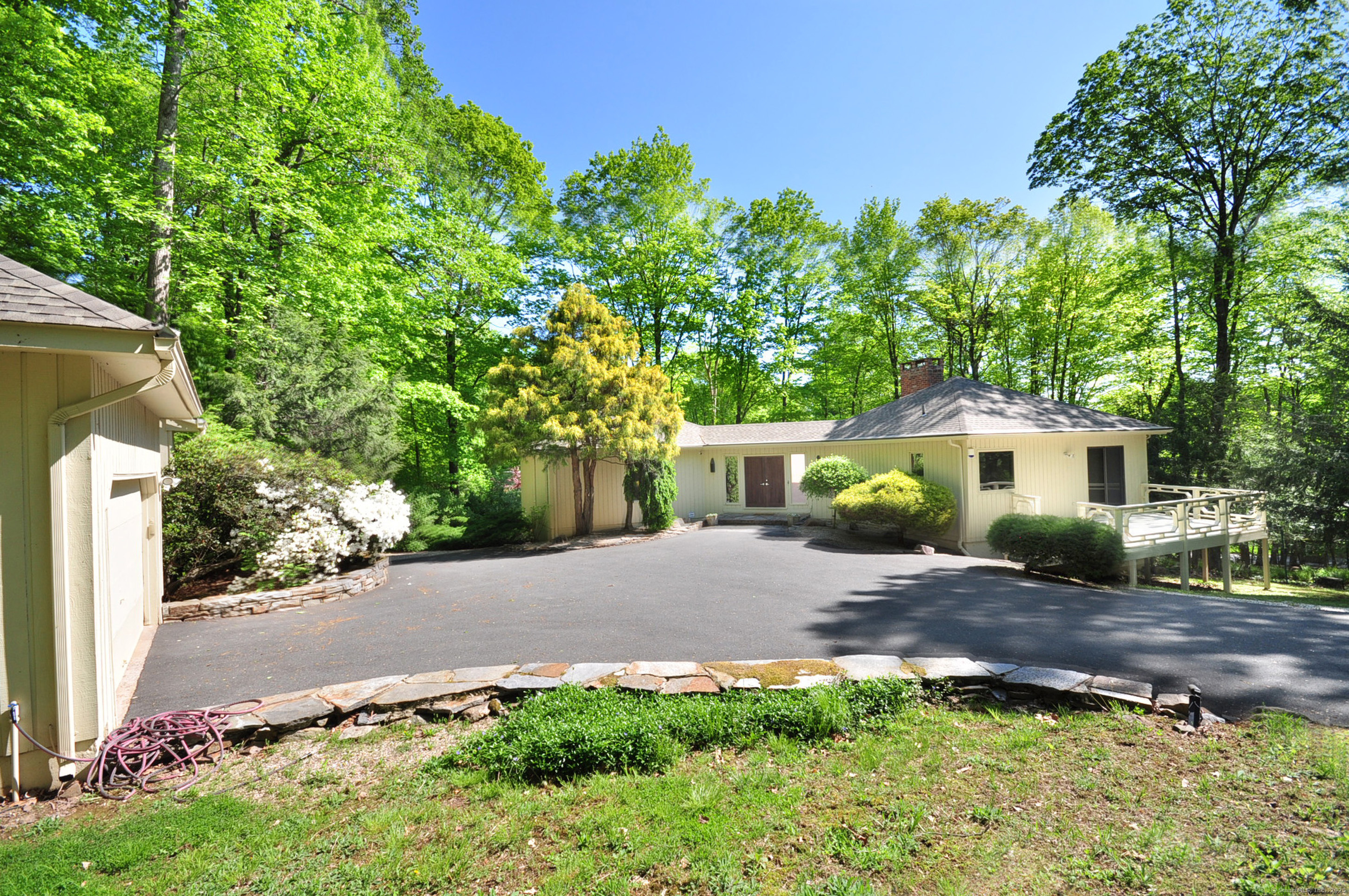 4 High Ledge Road